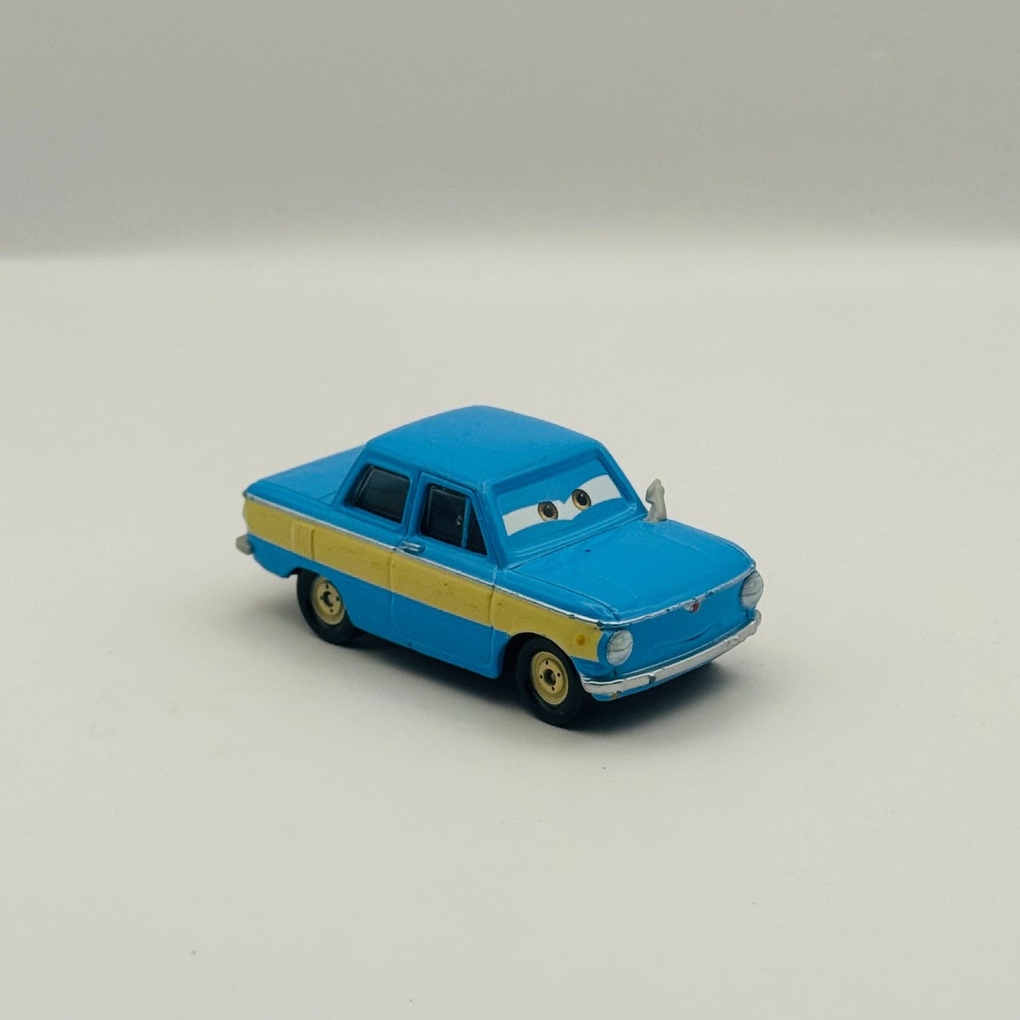 Disney Pixar Cars - VLADIMIR TRUNKOV Lemons Cars 2 2011 - 1:55 Diecast