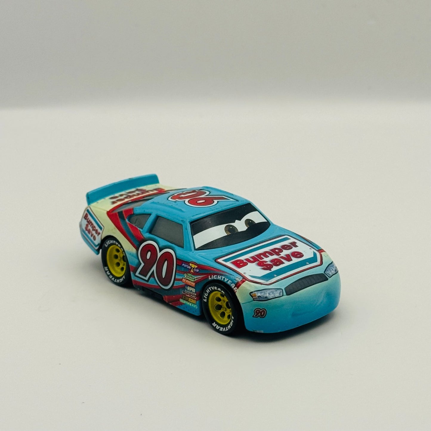 Disney Pixar Cars - PONCHY WIPEOUT BUMPER SAVE YELLOW Cars 3 2017 - 1:55 Diecast
