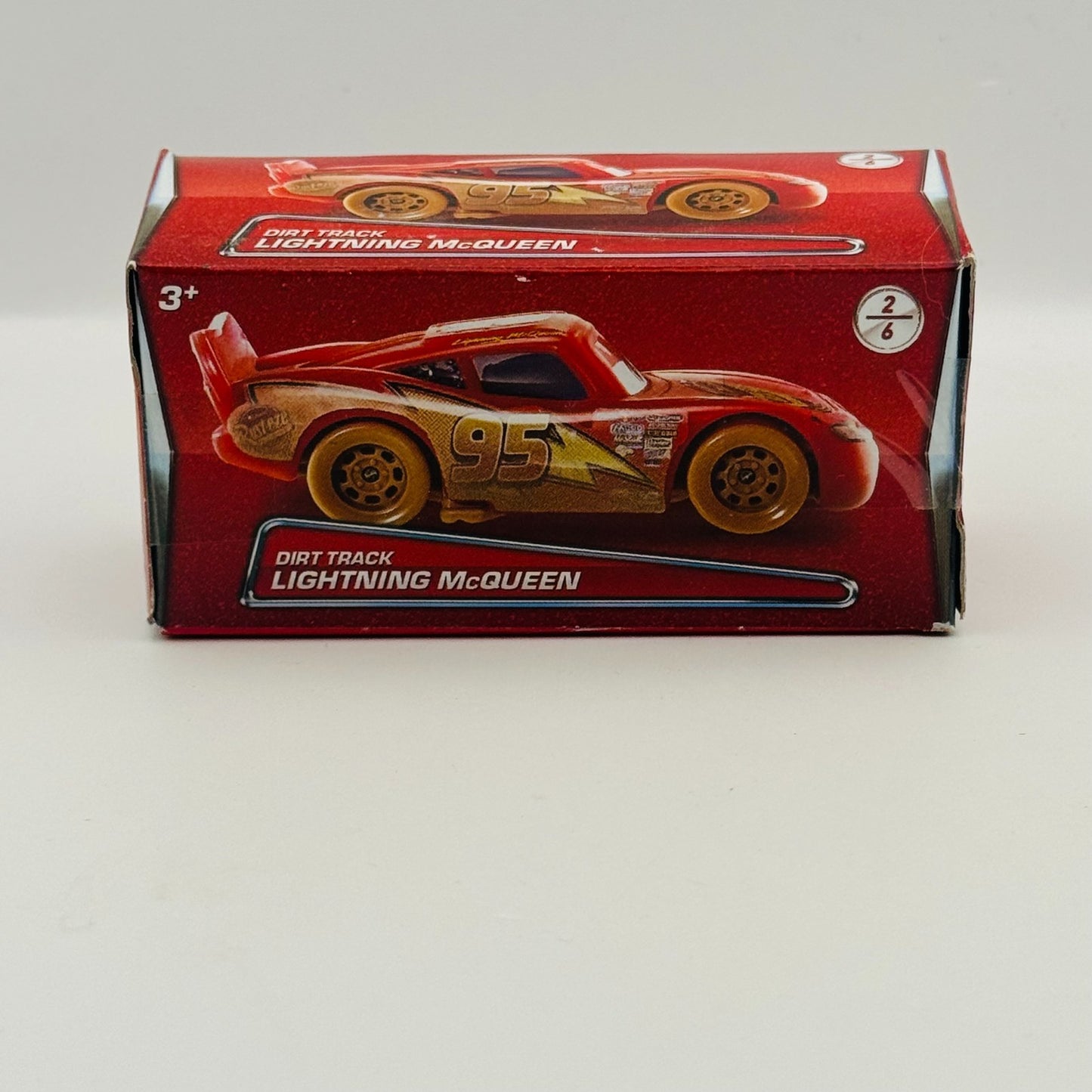 Disney Pixar Cars - DIRT TRACK LIGHTNING MCQUEEN Boxes 2016 - 1:55 Diecast