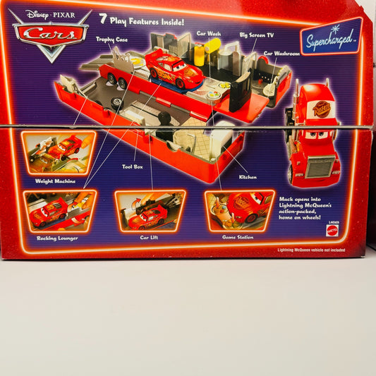 Disney Pixar Cars - MACK TRUCK PLAYSET HAULER Supercharged 2007 - 1:55 Scale