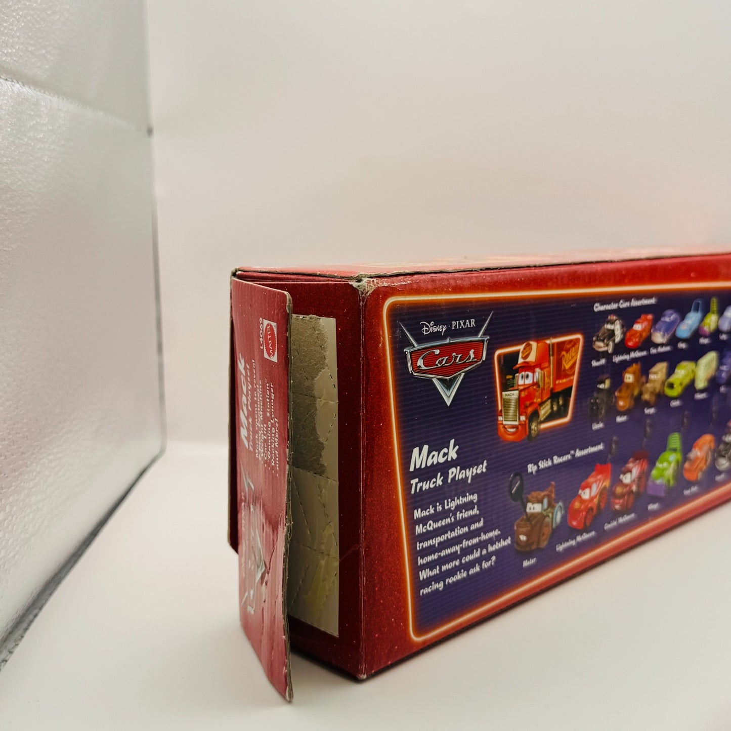 Disney Pixar Cars - MACK TRUCK PLAYSET HAULER Supercharged 2007 - 1:55 Scale