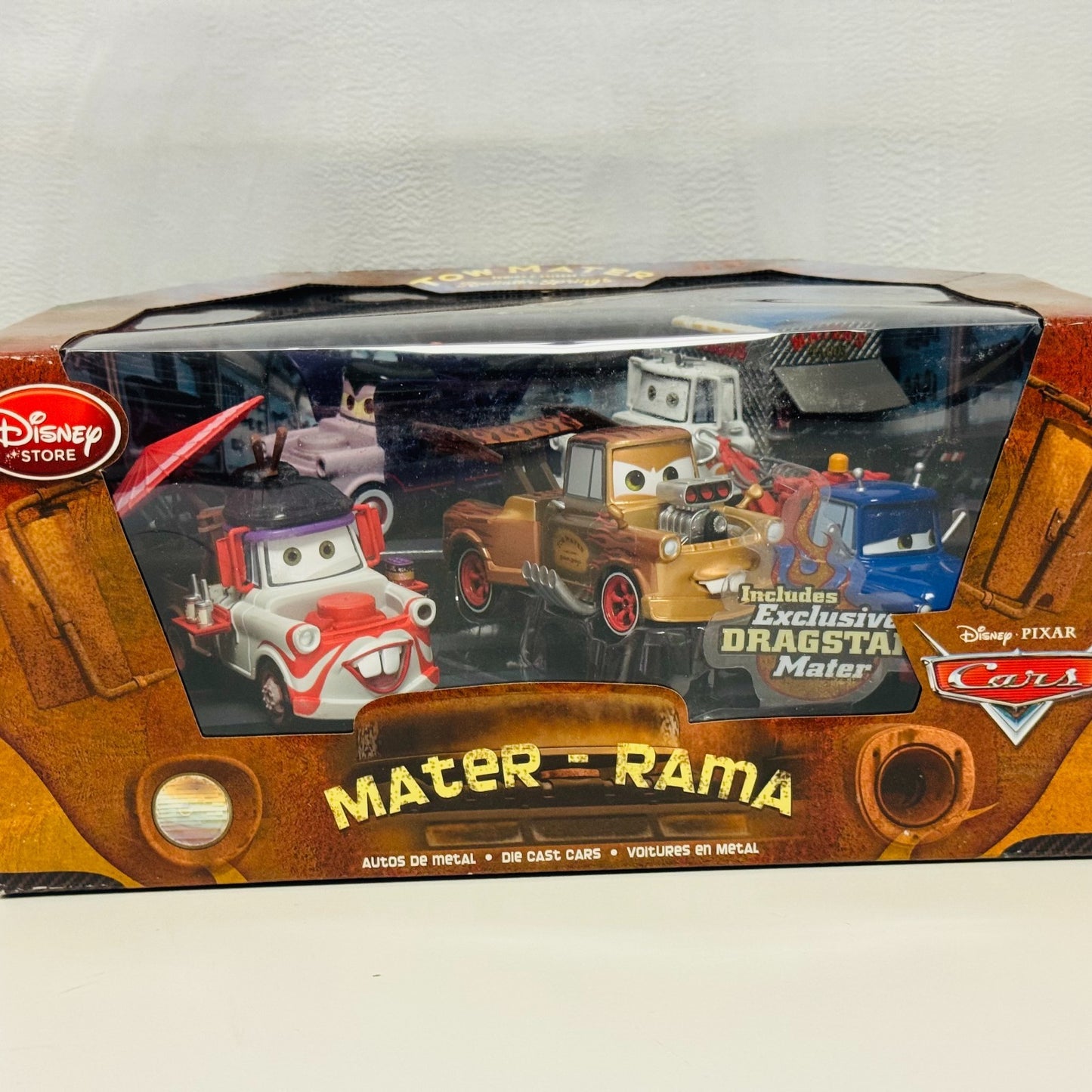 Disney Pixar Cars - MATER-RAMA IVAN DRACULA TACO TRUCK Disney Store 1:43