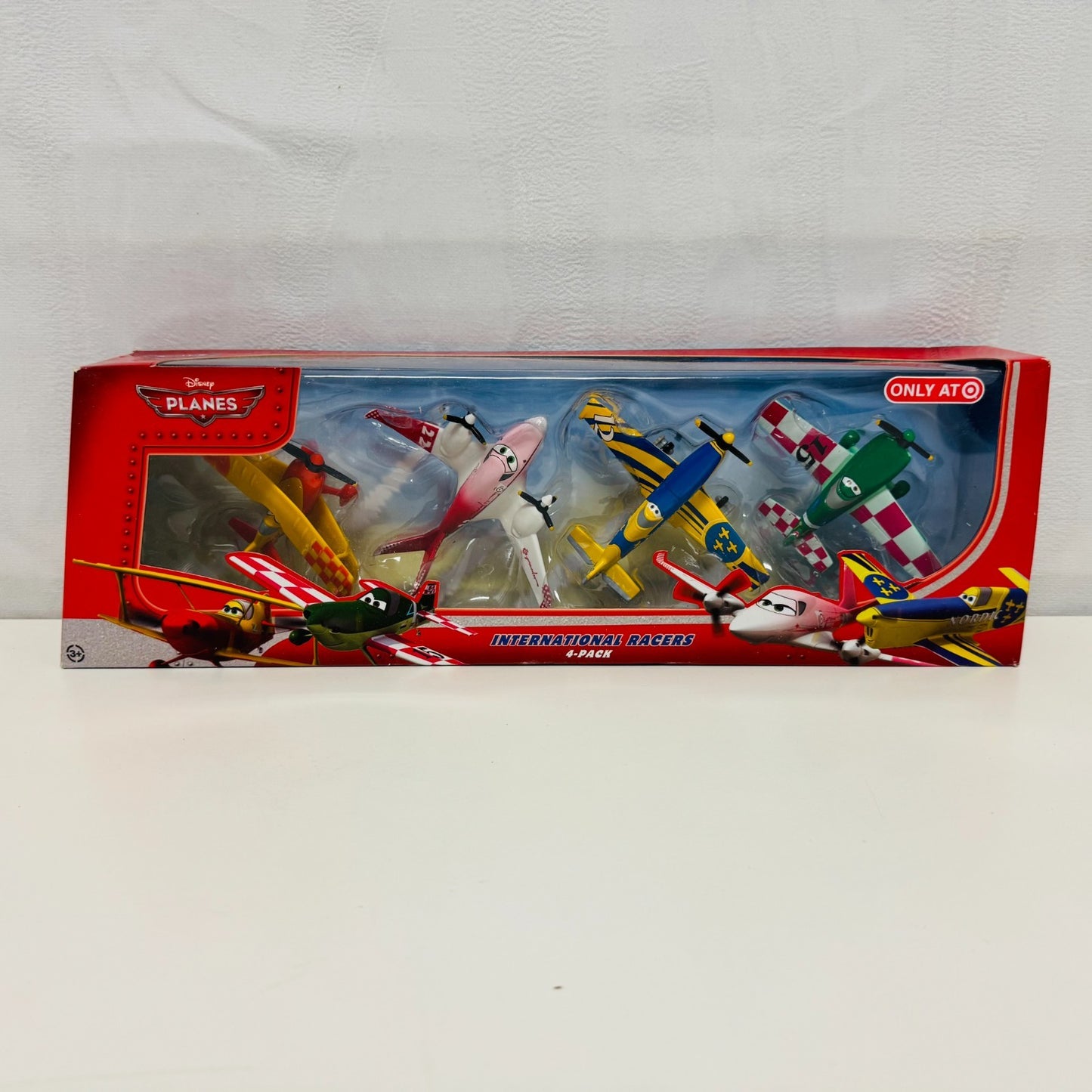Disney Planes & Pixar Cars - INTERNATIONAL RACERS 4-PK ROCHELLE - 1:55 Diecast