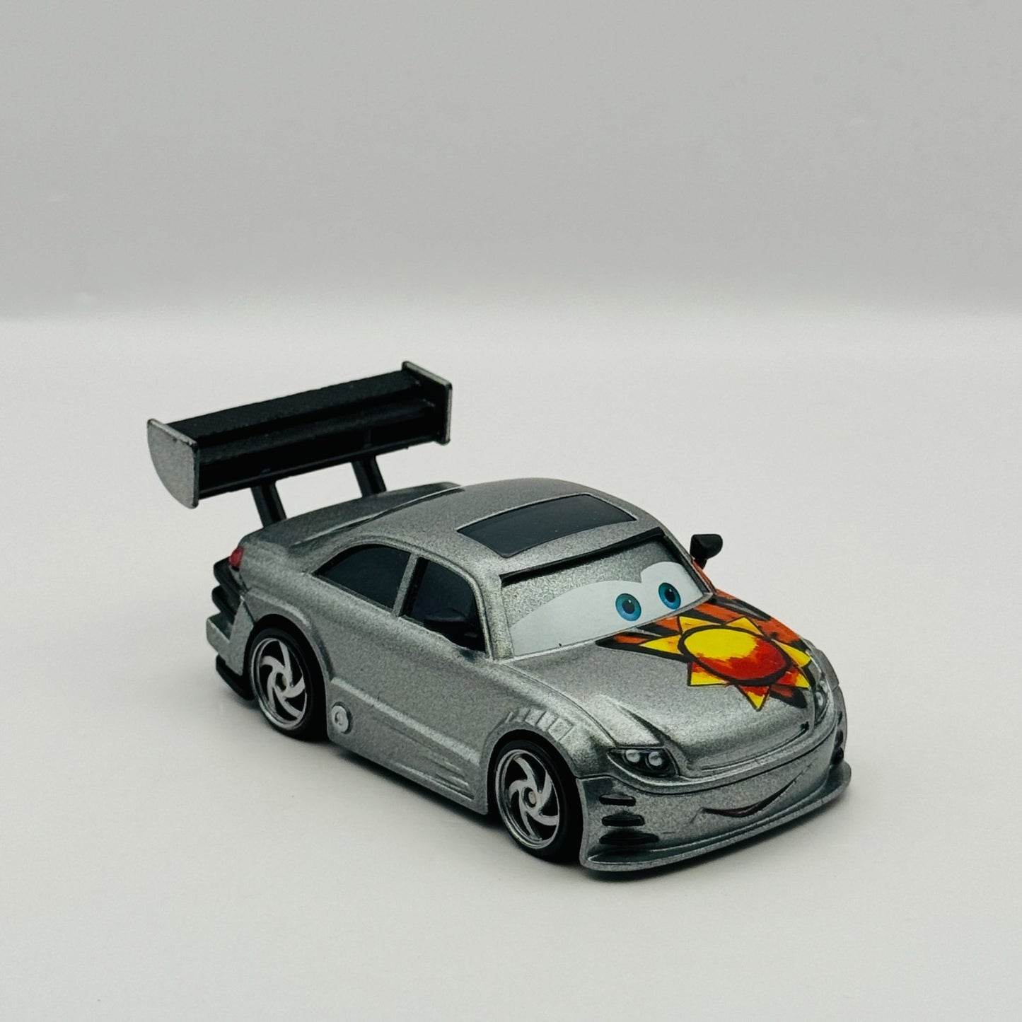 Disney Pixar Cars Toon - MANJI GREEN EYES Tokyo Mater 2010 - 1:55 Diecast
