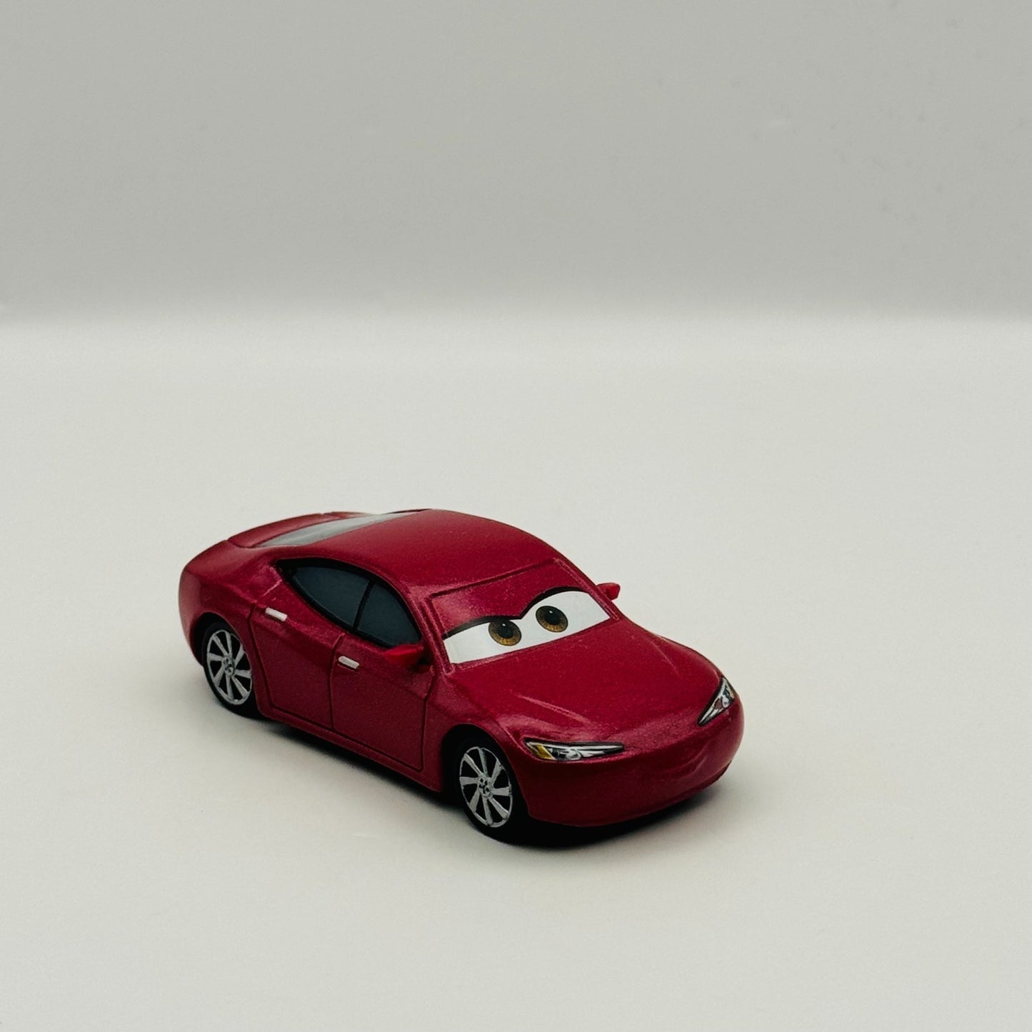 Disney Pixar Cars - NATALIE CERTAIN 2017 - 1:55 Diecast