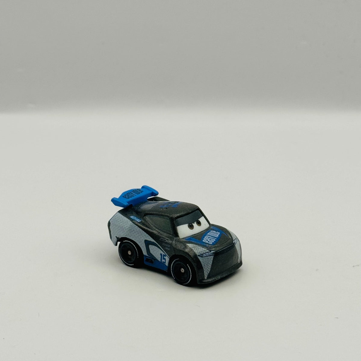 Disney Pixar Cars - Mini Racers HARVEY RODCAP EASY IDLE Next Gen - Diecast