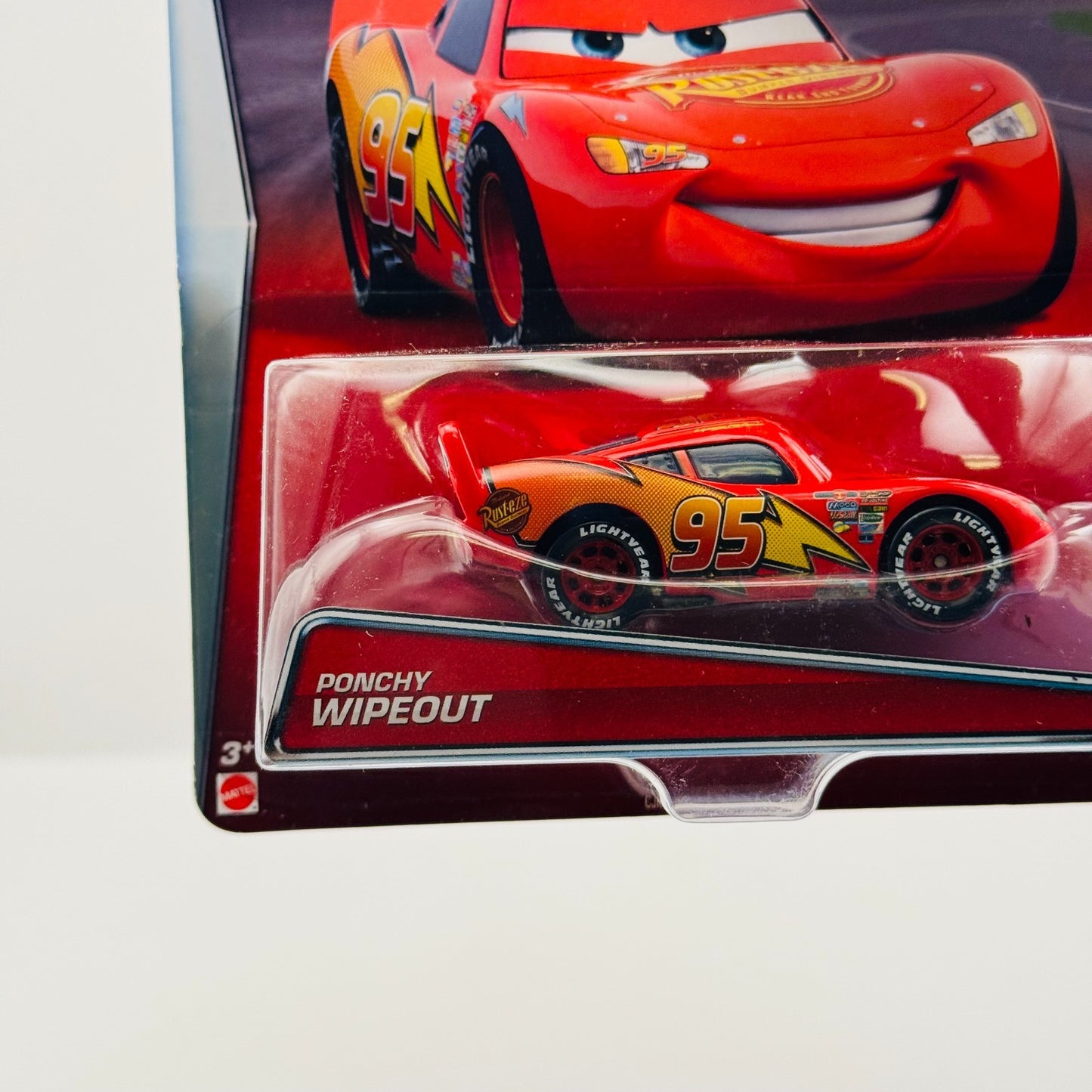 Disney Pixar Cars - DETERMINED LIGHTNING MCQUEEN Piston Cup 2015 - 1:55 Diecast
