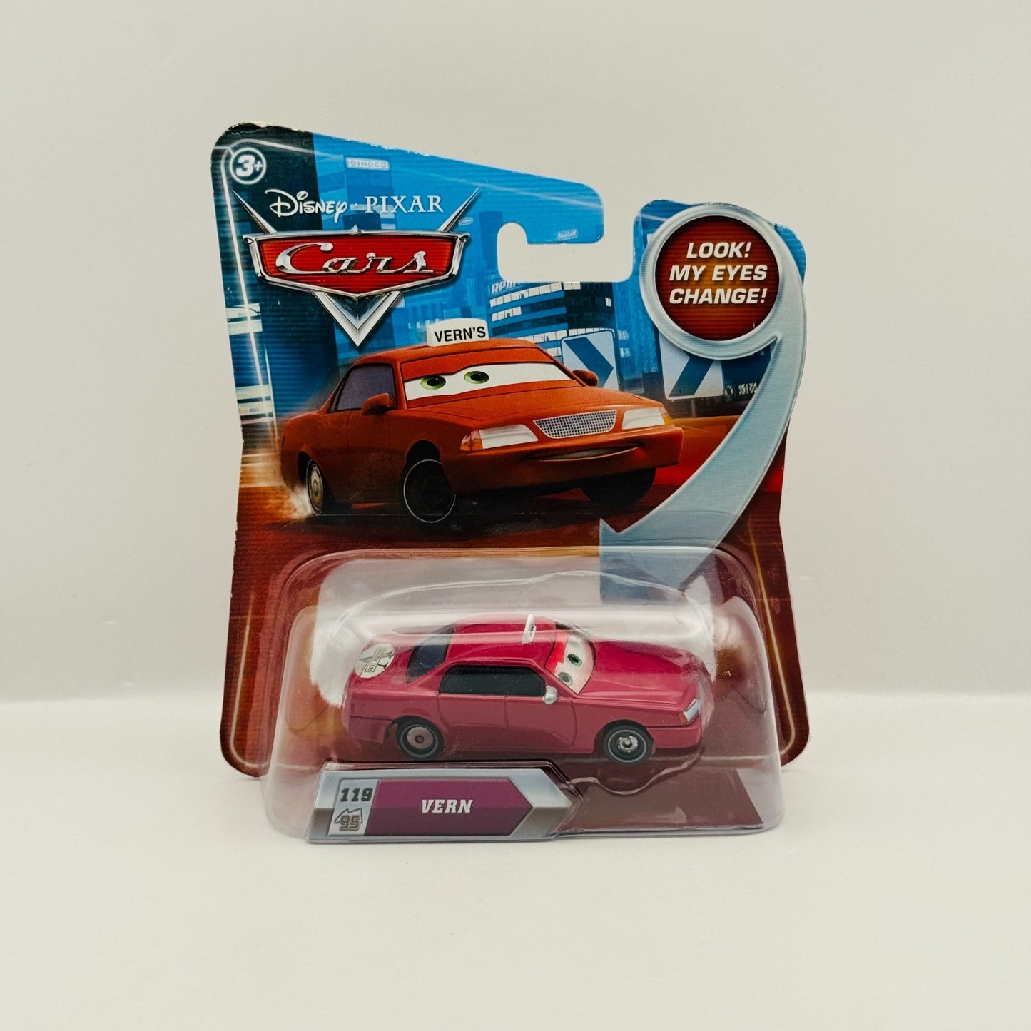 Disney Pixar Cars - LENTICULAR VERN TAXI My Eyes Change 2010 - 1:55 Diecast