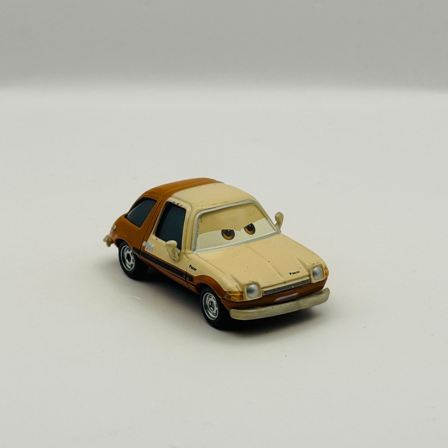 Disney Pixar Cars - TUBBS PACER Lemons 2013 - 1:55 Diecast