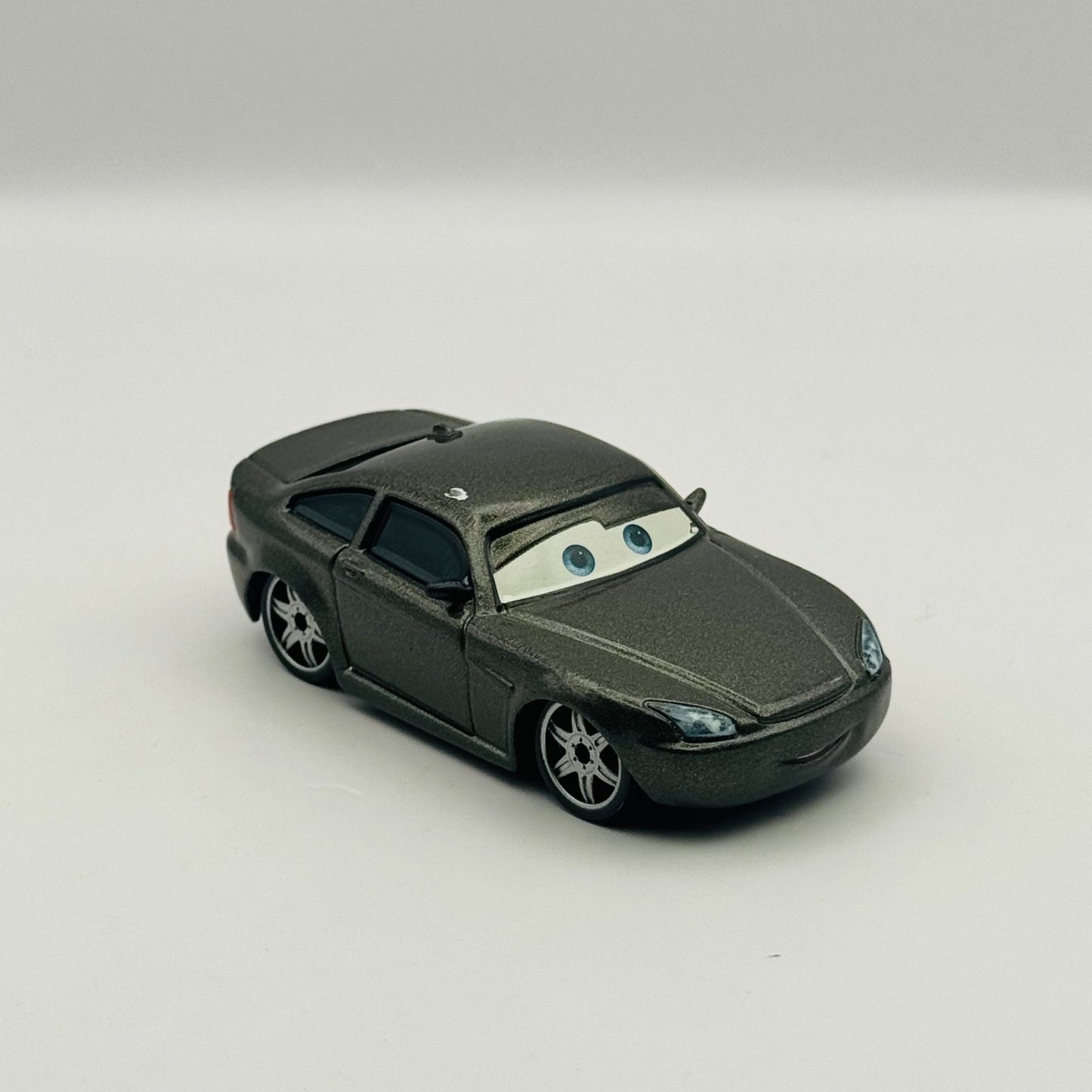 Disney Pixar Cars - BOB CUTLASS 2008 - 1:55 Diecast