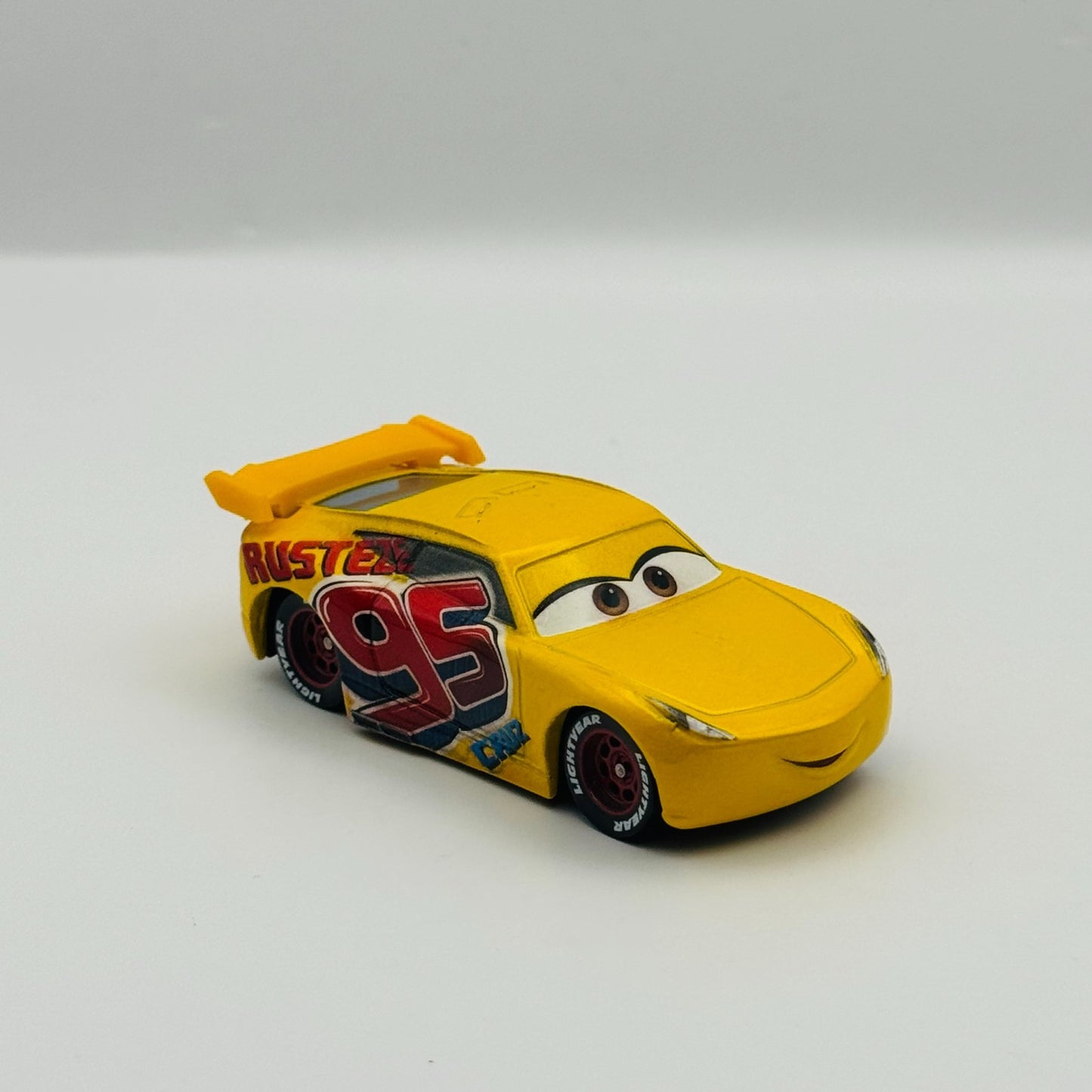 Disney Pixar Cars - RUSTEZE CRUZ RAMIREZ - 1:55 Diecast