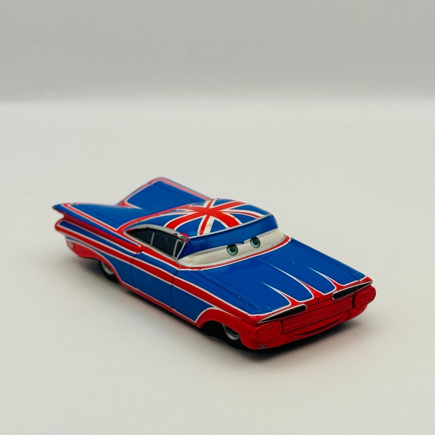 Disney Pixar Cars - UNION JACK RAMONE Cars 2 - 1:55 Diecast