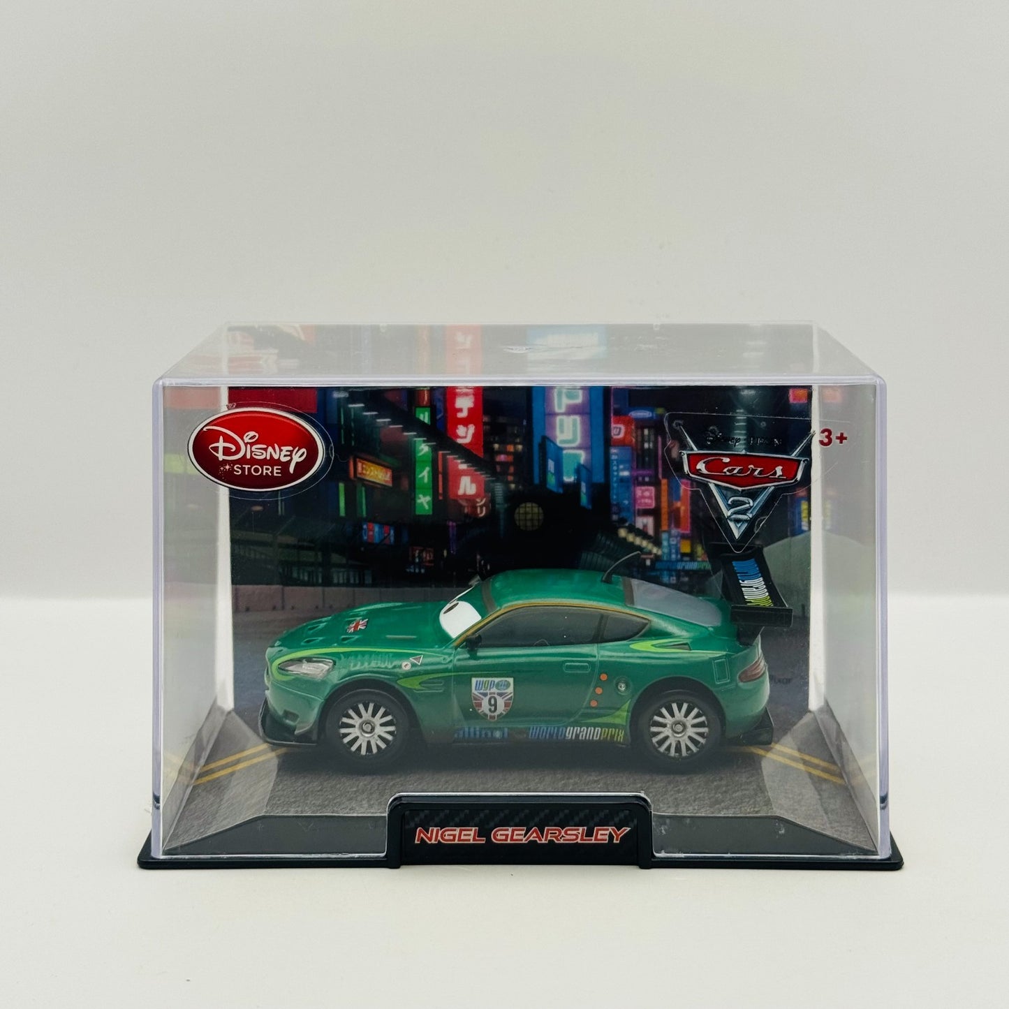 Disney Pixar Cars - NIGEL GEARSLEY WGP Disney Store - 1:43 Diecast