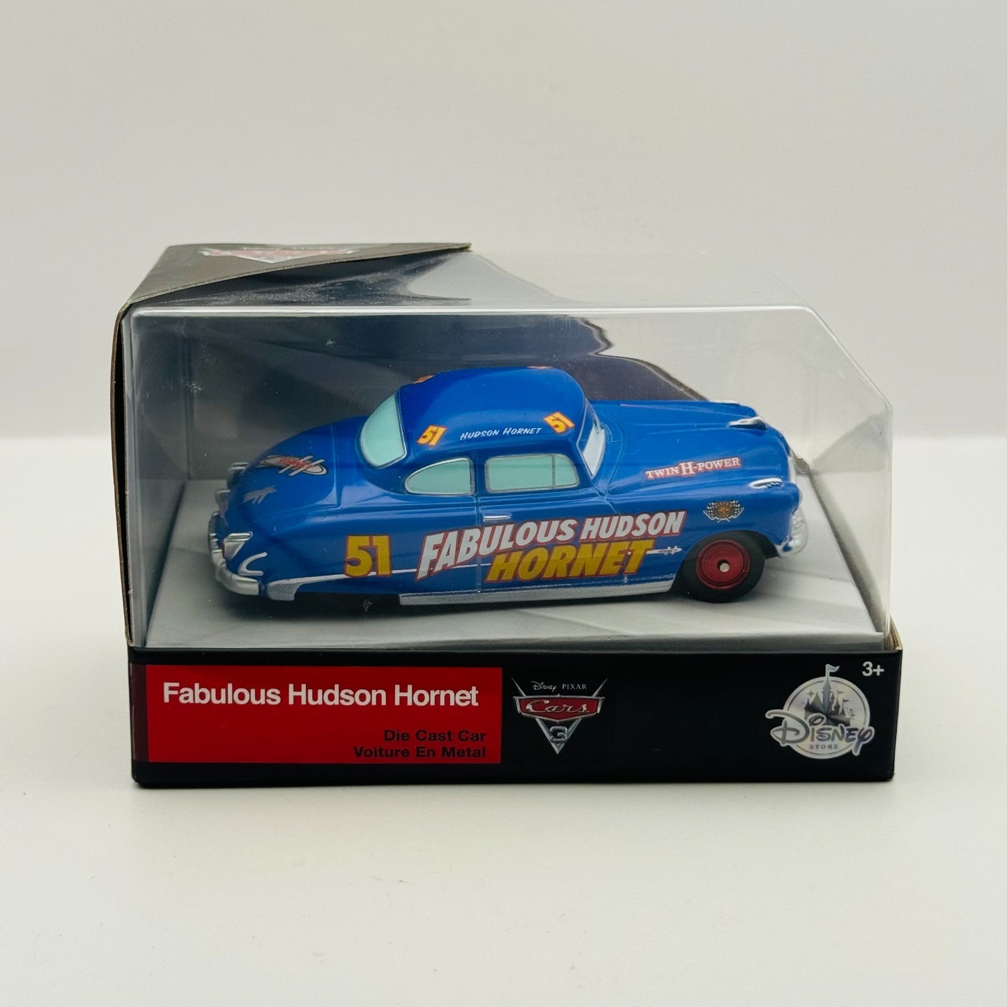 Disney Pixar Cars - FABULOUS HUDSON HORNET DOC Disney Store - 1:43 Diecast