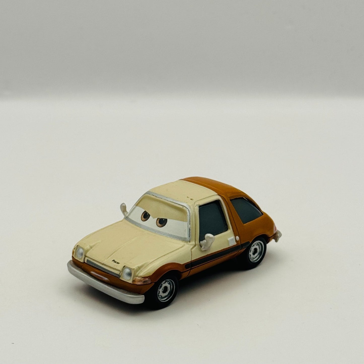 Disney Pixar Cars - TUBBS PACER Lemons 2013 - 1:55 Diecast