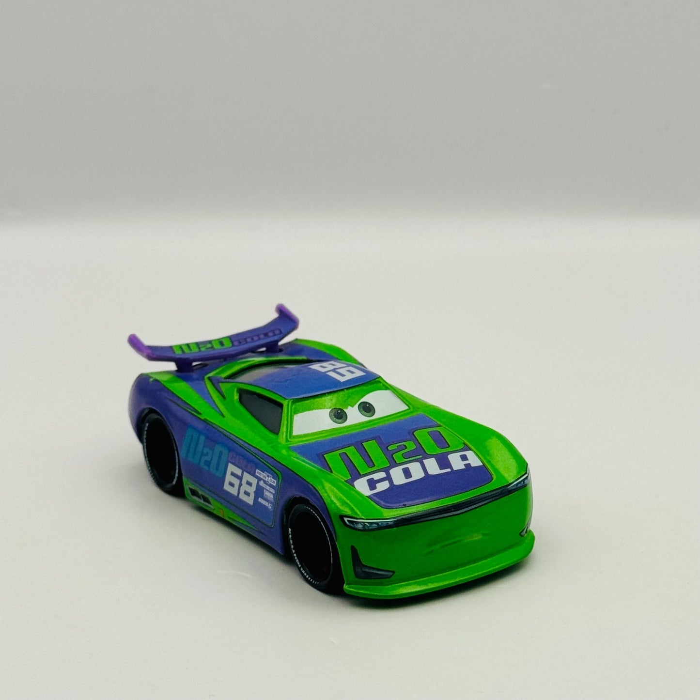 Disney Pixar Cars - H.J. HOLLIS N2O COLA Next Gen Cars 3 2017 - 1:55 Diecast