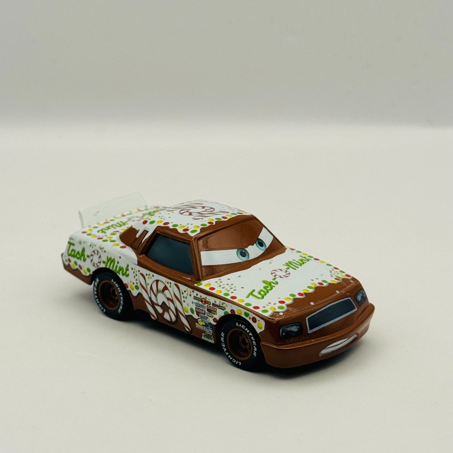 Disney Pixar Cars - TACH O MINT GREG CANDYMAN Piston Cup 2018 - 1:55 Diecast