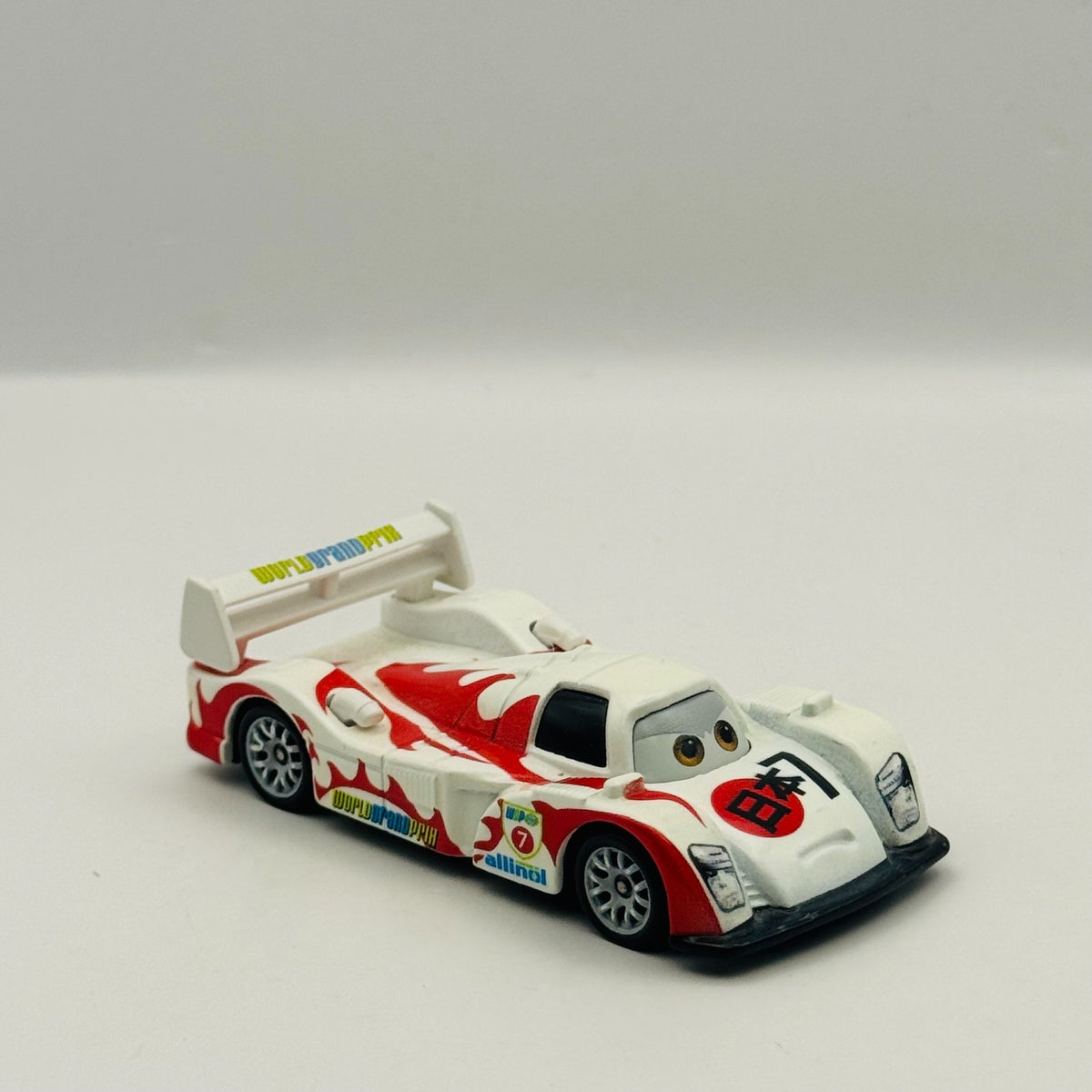 Disney Pixar Cars - SHU TODOROKI WGP Cars 2 2011 - 1:55 Diecast