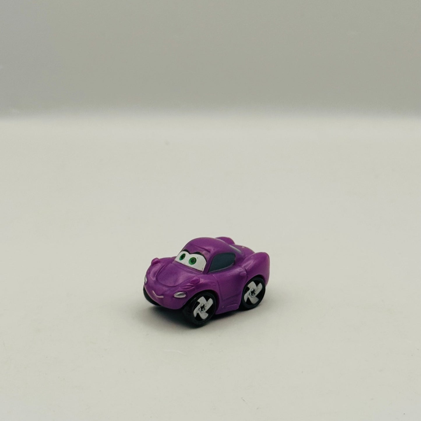 Disney Pixar Cars - Micro Drifters HOLLEY SHIFTWELL - Rolling