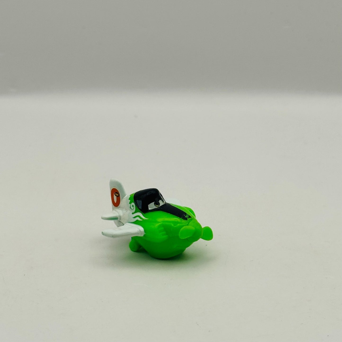 Disney Planes & Pixar Cars - Micro Drifters ZED - Rolling