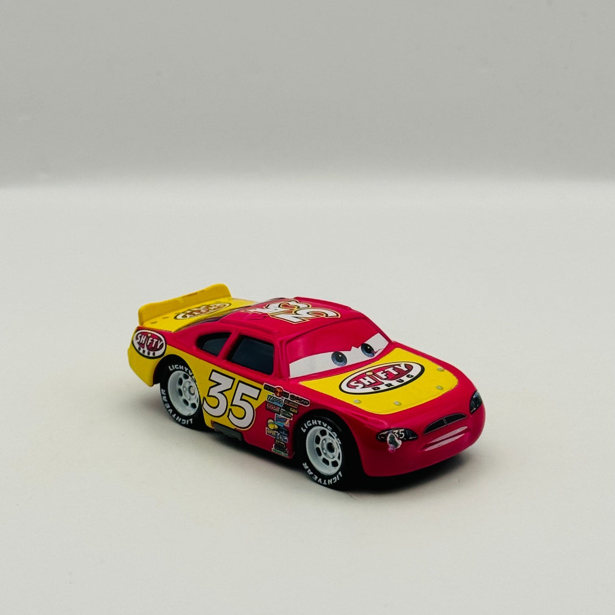 Disney Pixar Cars - SHIFTY DRUG KEVIN RACINGTIRE Piston Cup PINK 1:55 Diecast