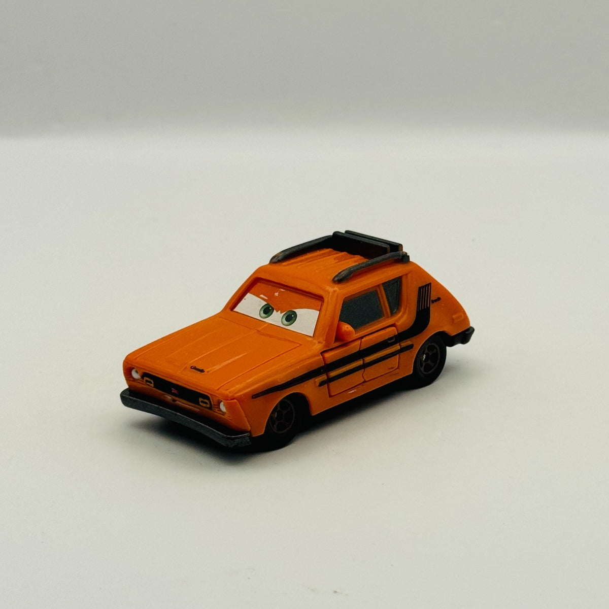 Disney Pixar Cars - GREM WITH CRASH DAMAGE QUICK CHANGERS 2012 - 1:55