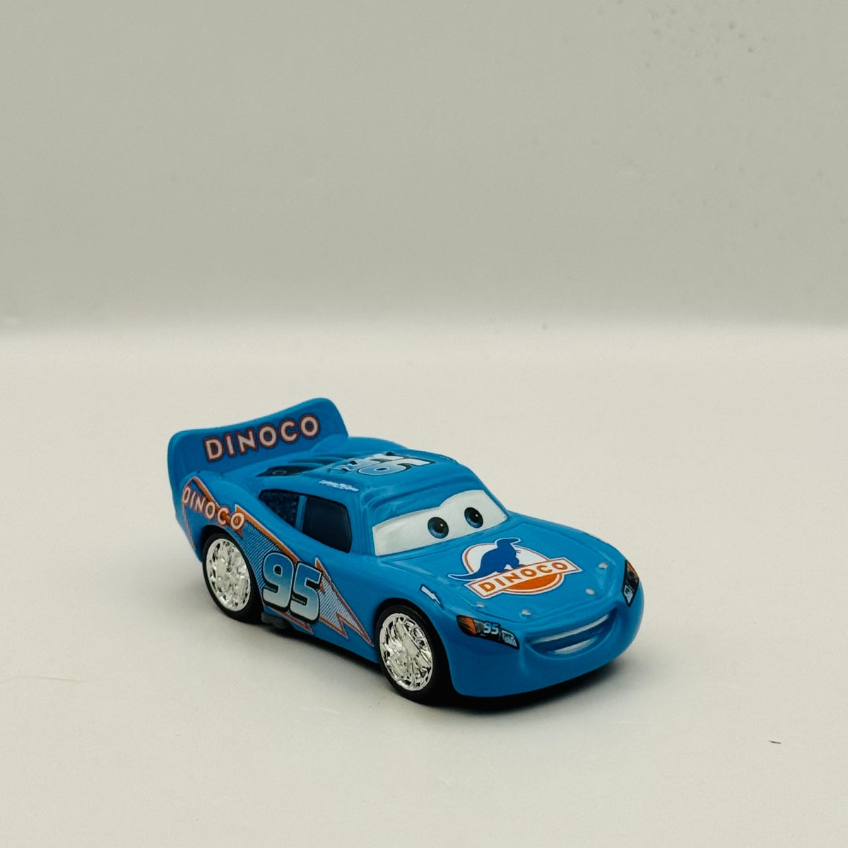 Disney Pixar Cars - DINOCO BLING BLING MCQUEEN Supercharged 2007 - 1:55 Diecast