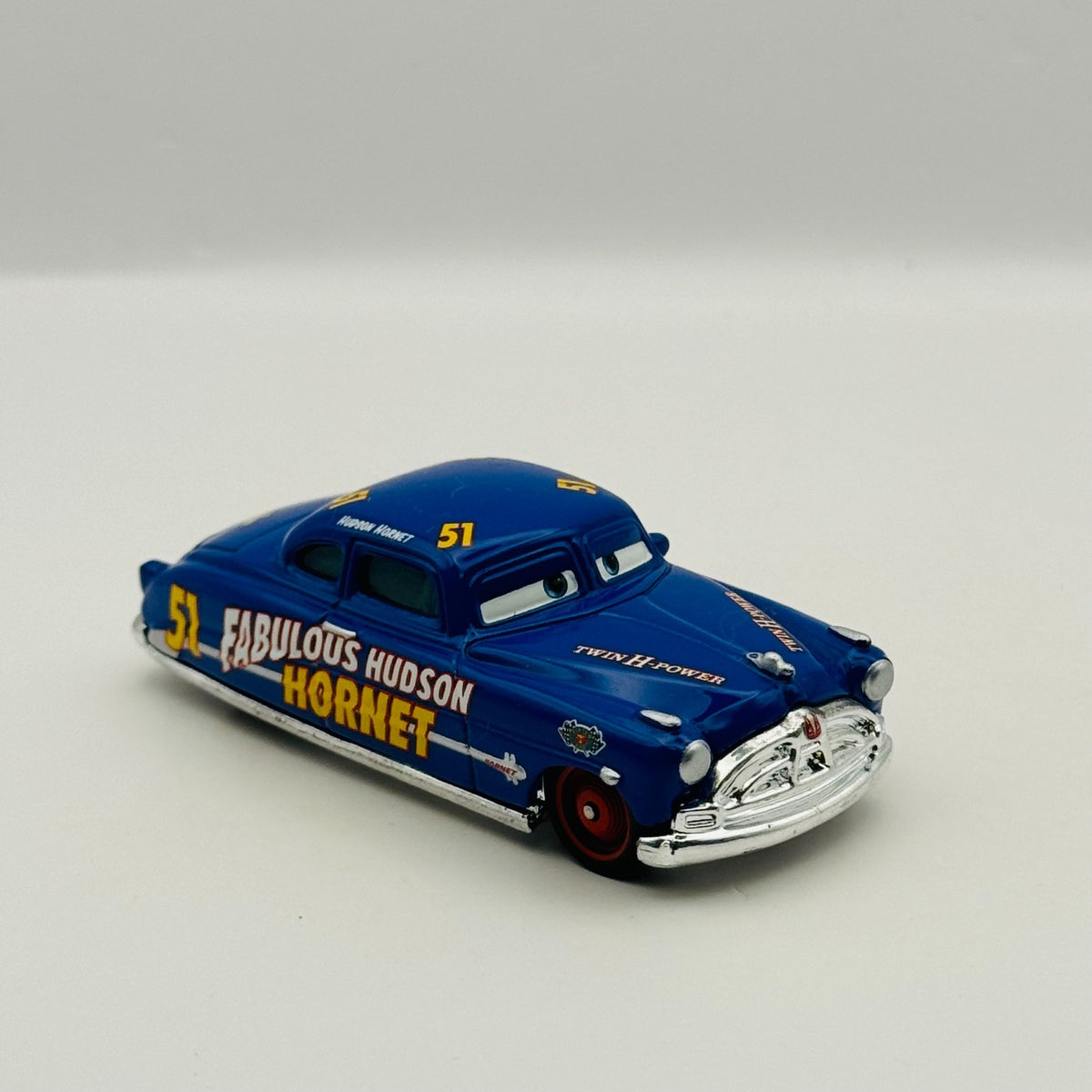 Disney Pixar Cars - FABULOUS HUDSON HORNET DOC Supercharged 2007 - 1:55 Diecast