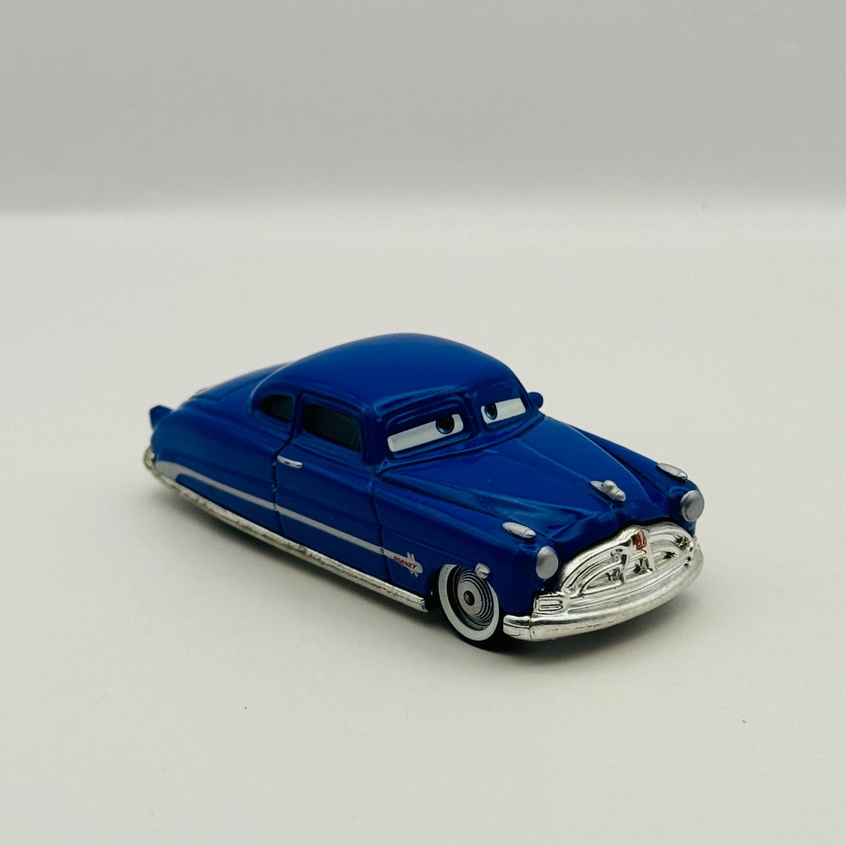 Disney Pixar Cars - DOC HUDSON Supercharged 2007 - 1:55 Diecast