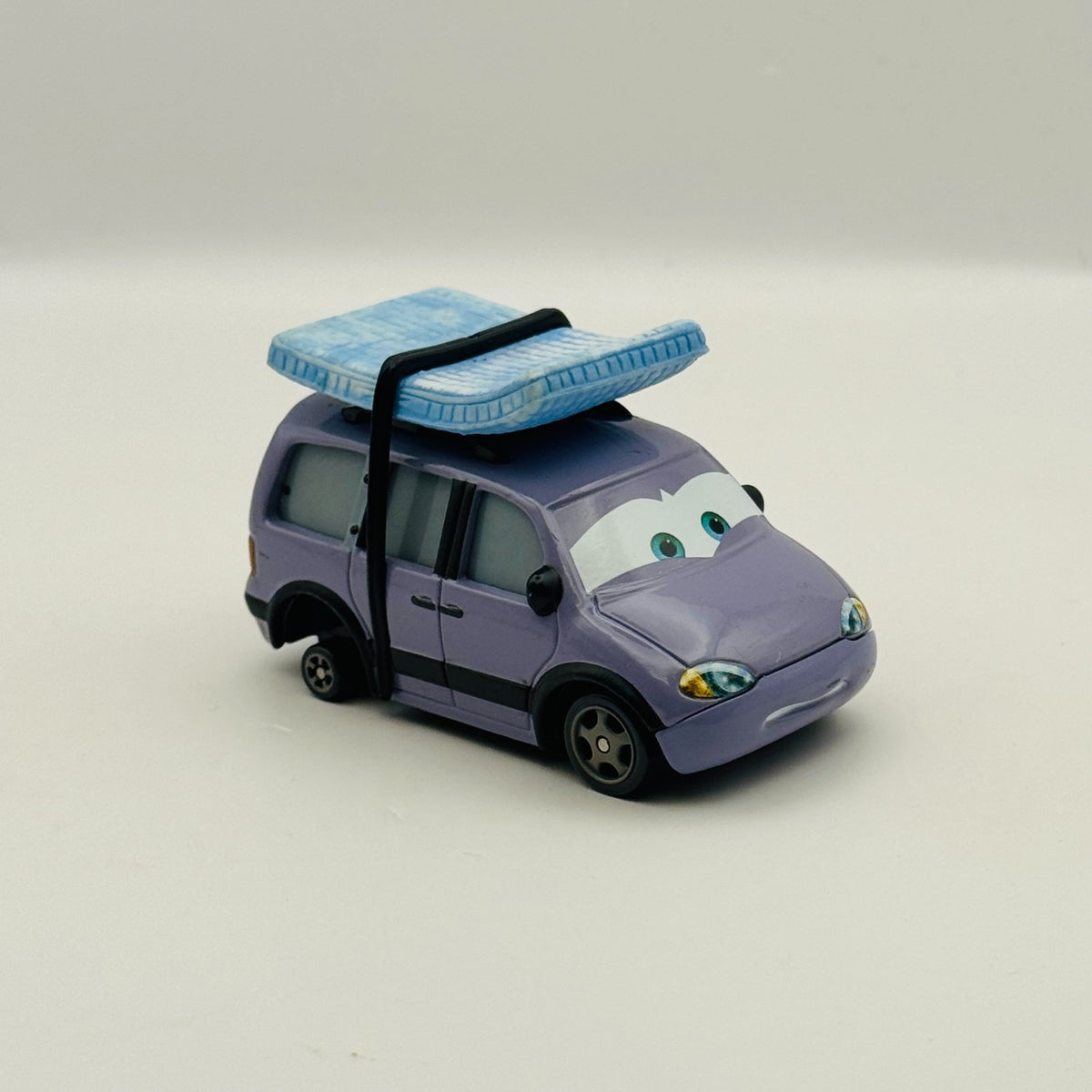 Disney Pixar Cars - LEROY TRAFFIK MATTRESS Radiator Springs Classic 1:55 Diecast