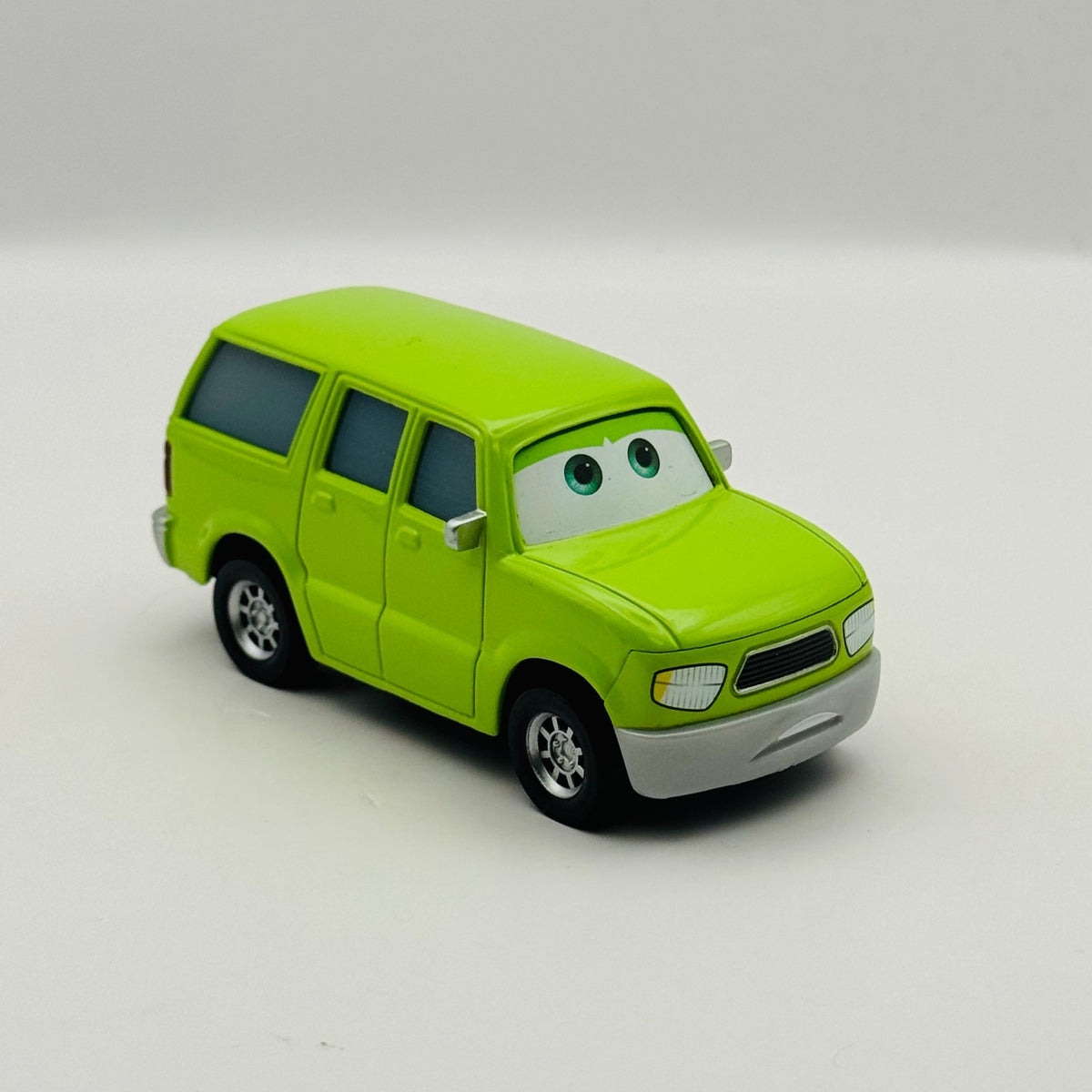 Disney Pixar Cars - CHARLIE CARGO Sarge's Boot Camp - 1:55 Diecast