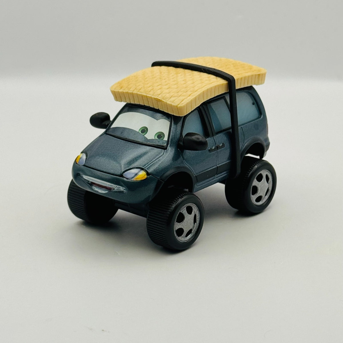 Disney Pixar Cars - LEROY TRAFFIK WITH SNOW TIRES Deluxe 2010 - 1:55 Diecast