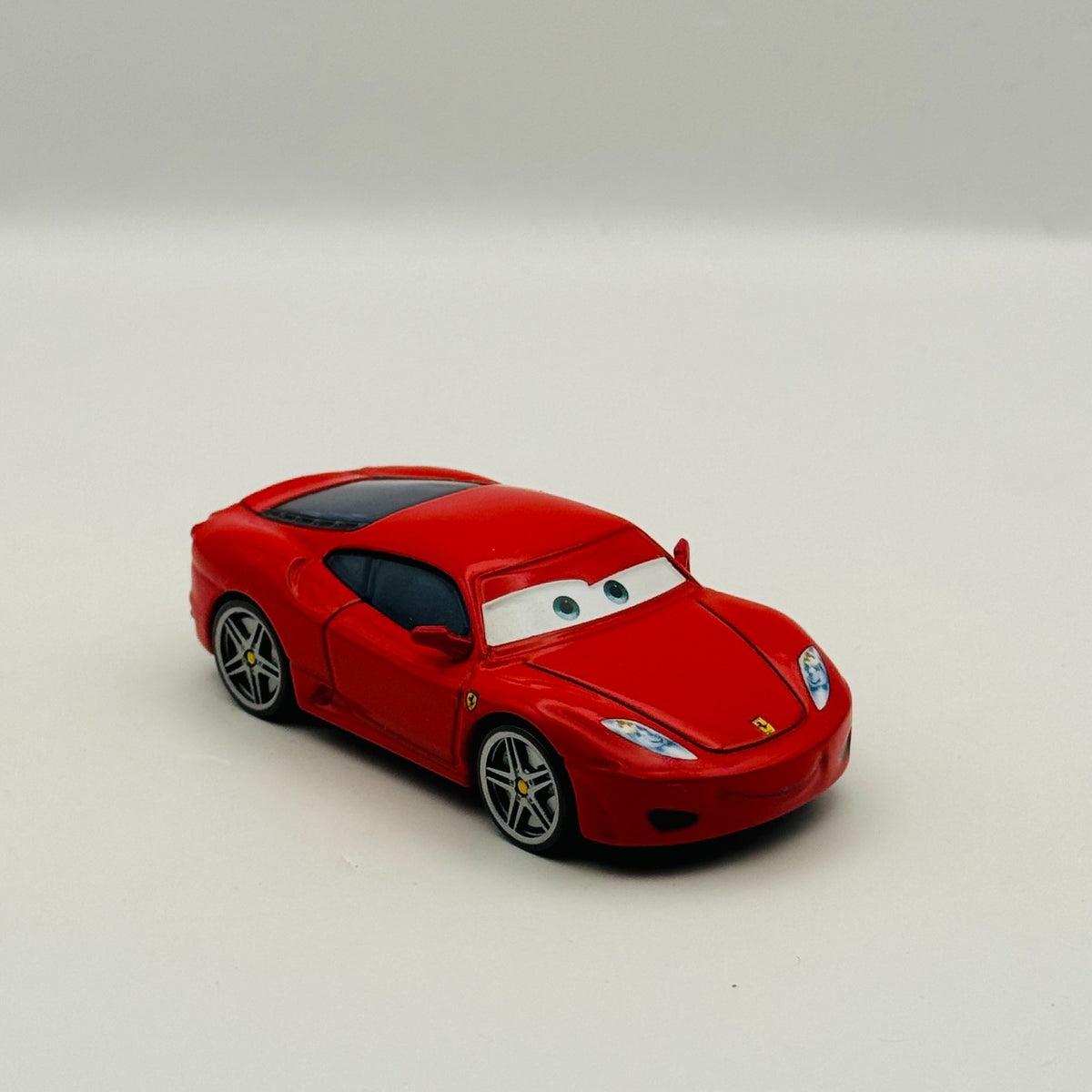 Disney Pixar Cars - FERRARI F430 MICHAEL SCHUMACHER 2007 - 1:55 Diecast
