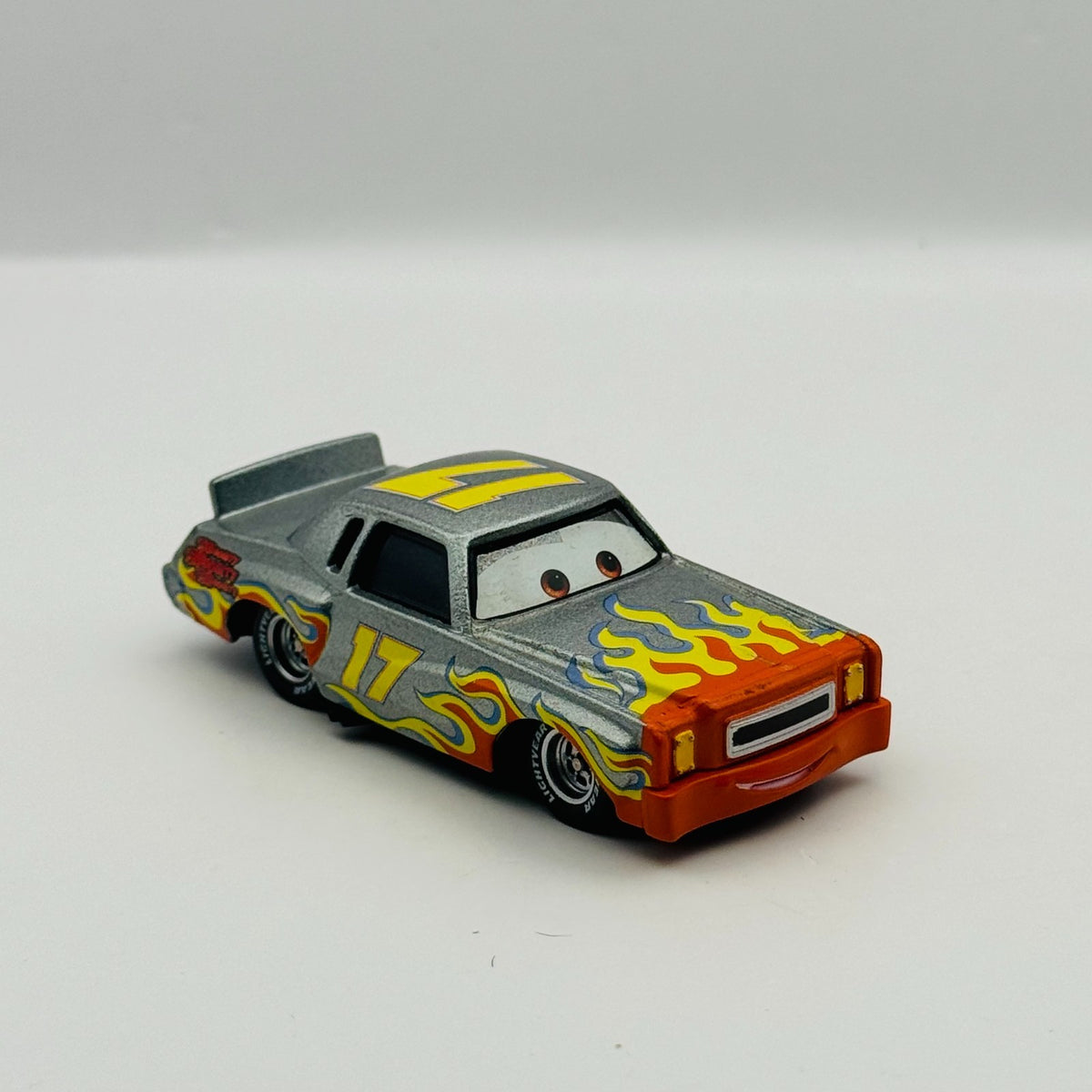 Disney Pixar Cars - DARRELL CARTRIP Cars 2 2012 - 1:55 Diecast
