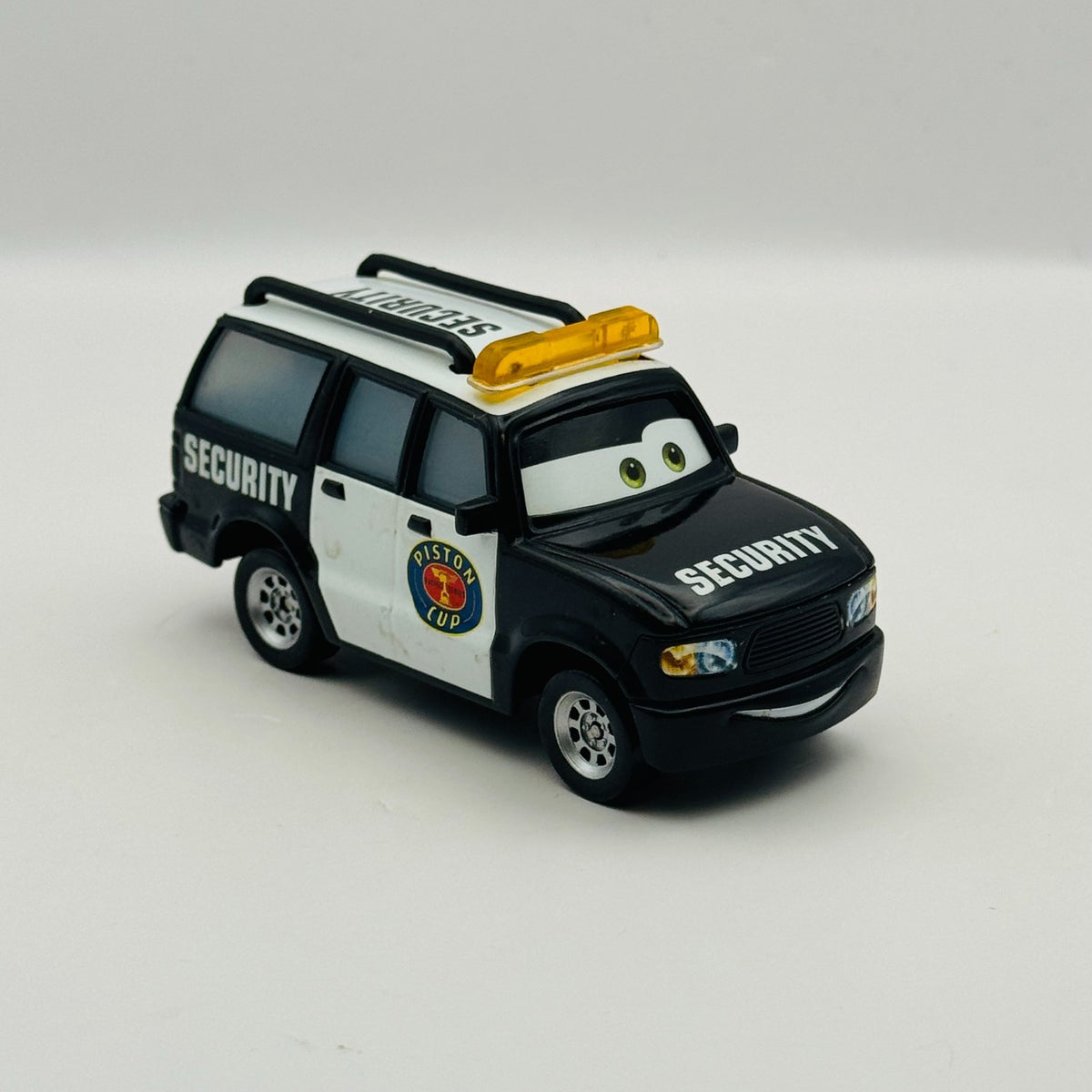 Disney Pixar Cars - MARCO AXELBENDER Deluxe 2010 - 1:55 Diecast