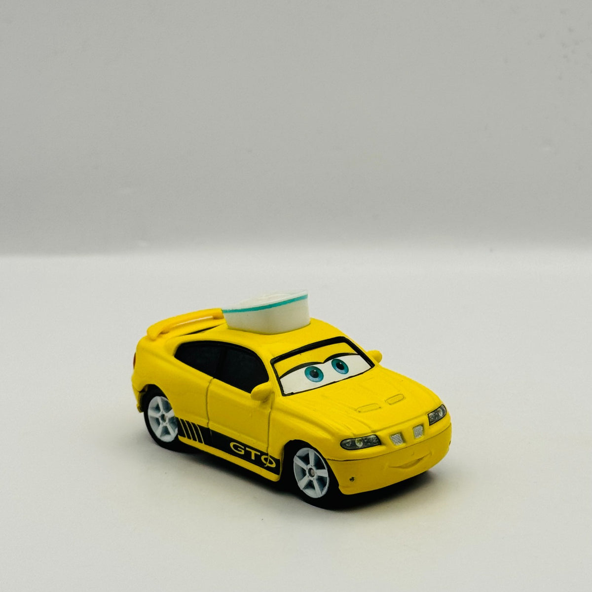 Disney Pixar Cars Toon - NURSE GTO Rescue Squad Mater 2010 - 1:55 Diecast