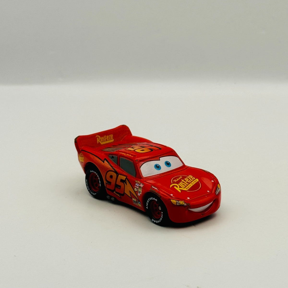 Disney Pixar Cars - Tomica CARS 1 LIGHTNING MCQUEEN C-01 - 1:64 Diecast