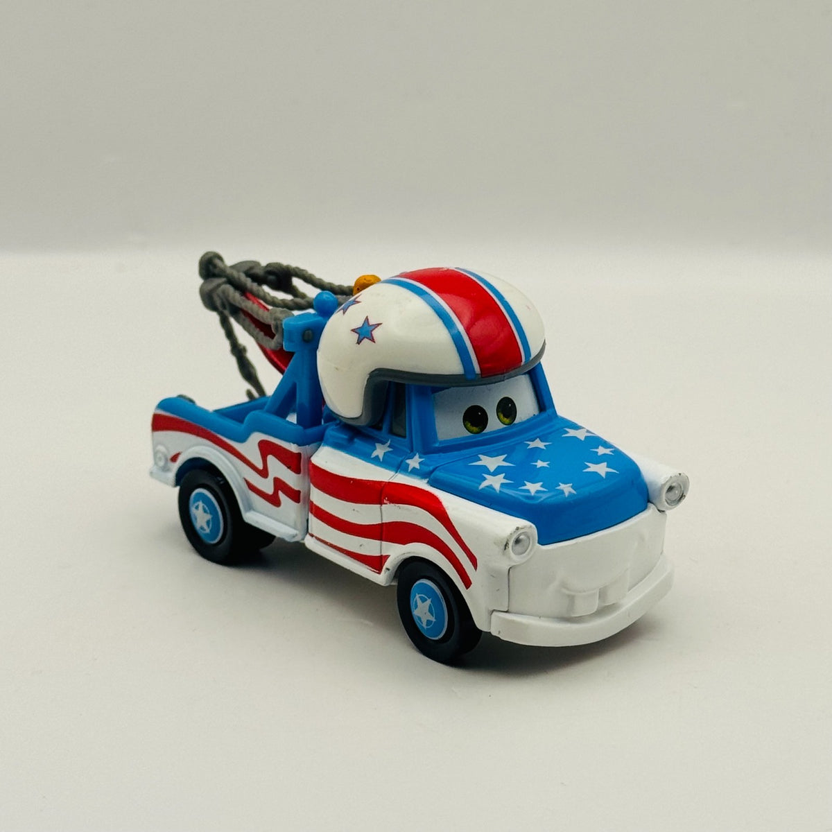 Disney Pixar Cars - STUNT MATER Mater The Greater 2015 - 1:55 Diecast
