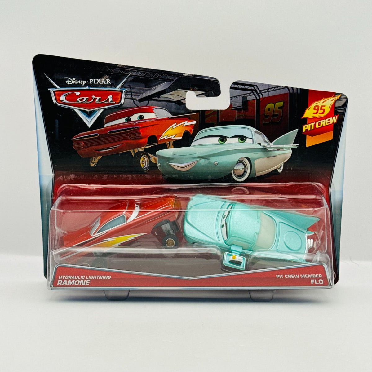 Disney Pixar Cars HYDRAULIC LIGHTNING RAMONE PIT CREW FLO WITH TRAY 1:55 Diecast