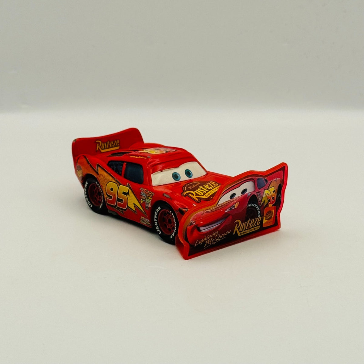 Disney Pixar Cars - MCQUEEN WITH SIGN Rusteze Racing 2016 - 1:55 Diecast