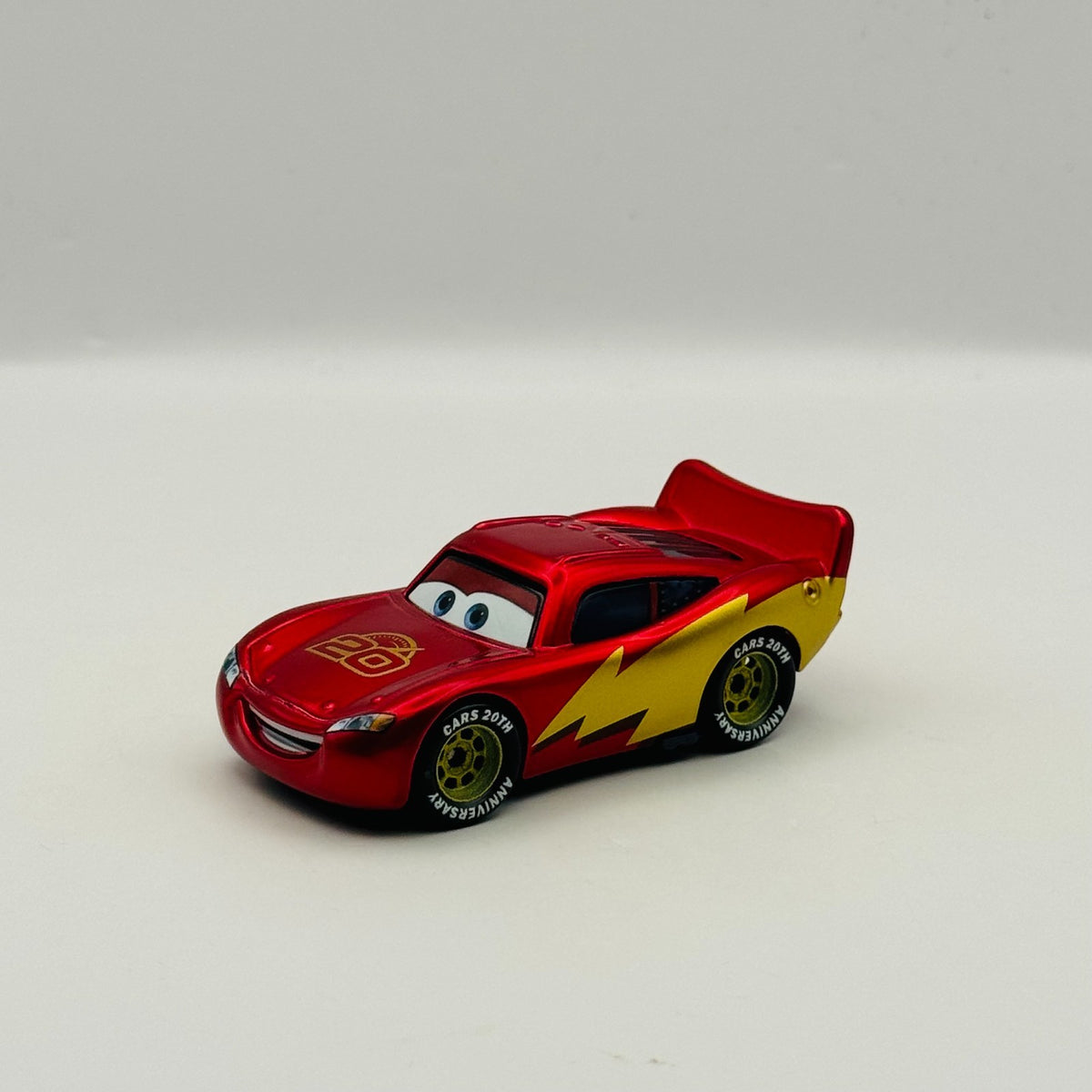 Disney Pixar Cars - METALLIC MCQUEEN 20TH ANNIVERSARY 2026 - 1:55 Diecast