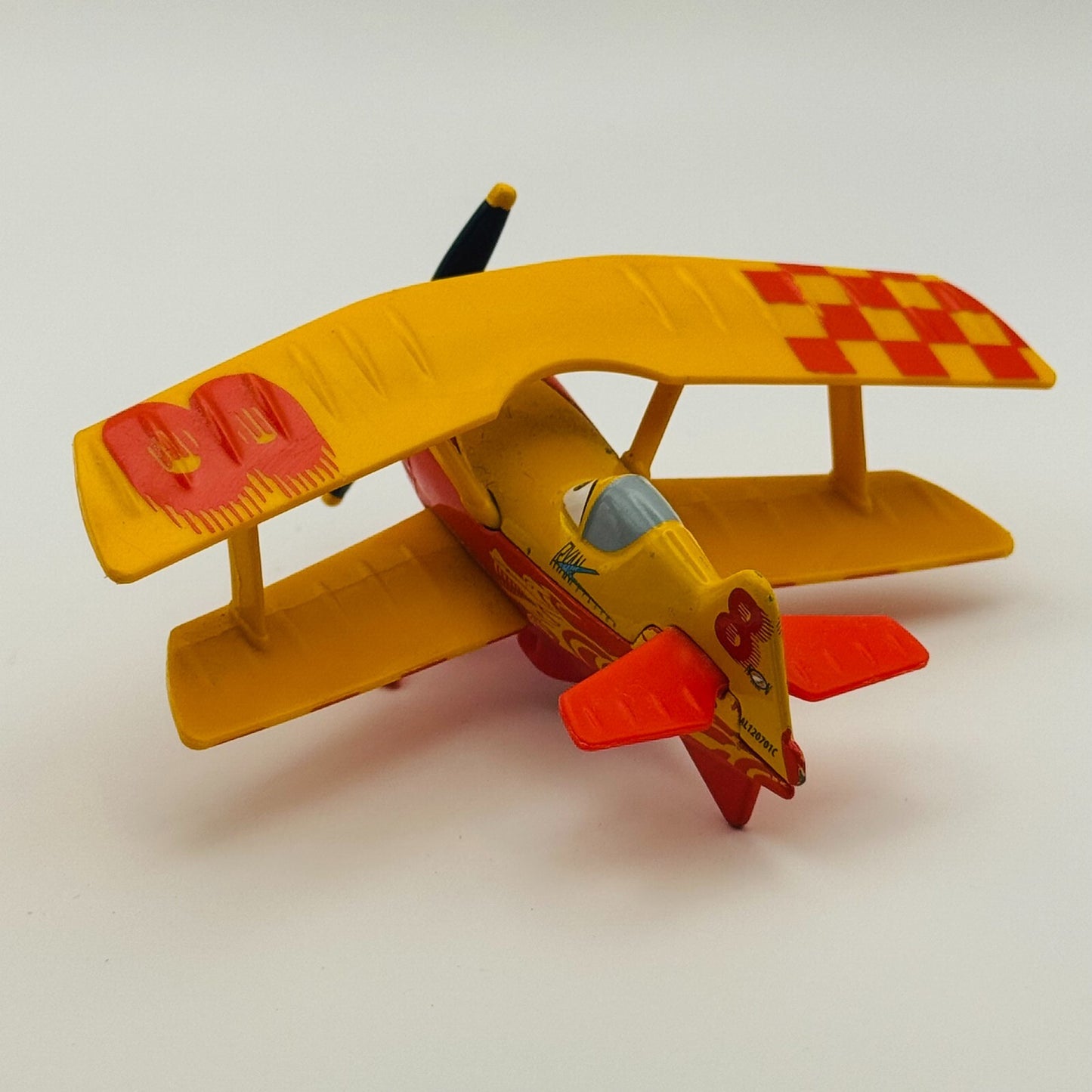 Disney Planes - SUN WING #8 Wings Around the Globe Racer - 1:55 Diecast