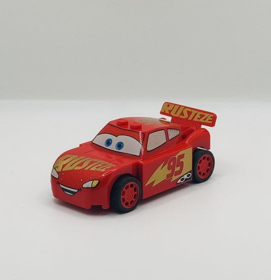 LEGO 10743 SMOKEY’S GARAGE - DISNEY PIXAR CARS RUSTEZE RACING CENTER McQUEEN