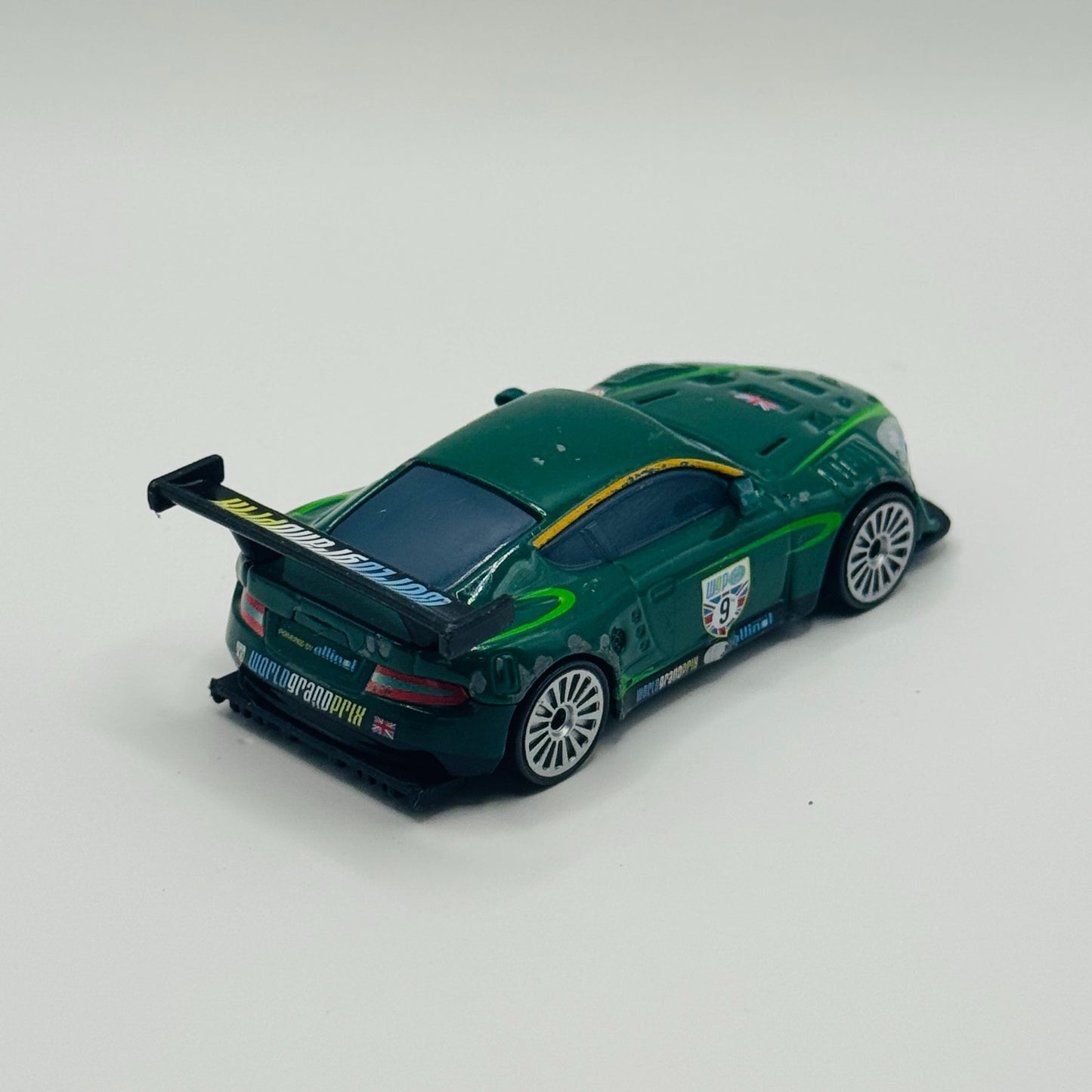 Disney Pixar Cars - NIGEL GEARSLEY WGP [Aston Martin] - 1:55 Diecast