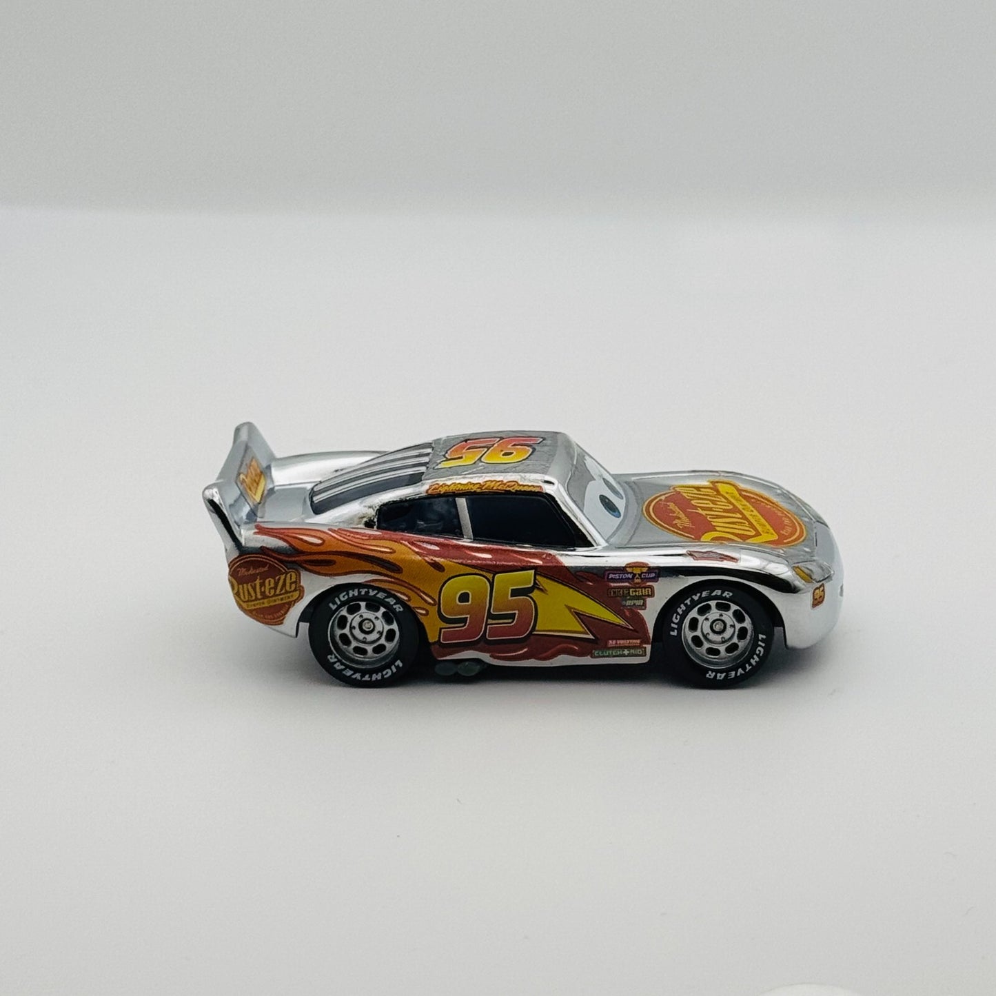 Disney Pixar Cars - SILVER CHROME LIGHTNING McQUEEN Factory Custom- 1:55 Diecast
