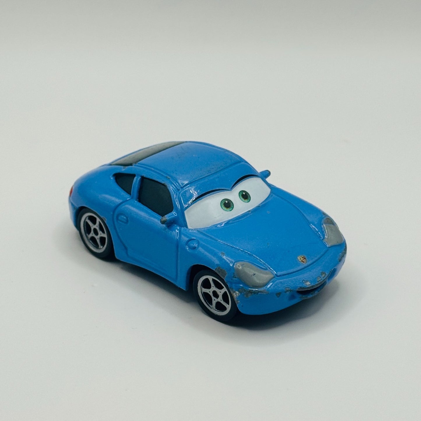 Disney Pixar Cars - SALLY CARRERA [Porsche 911]  - 1:55 Diecast