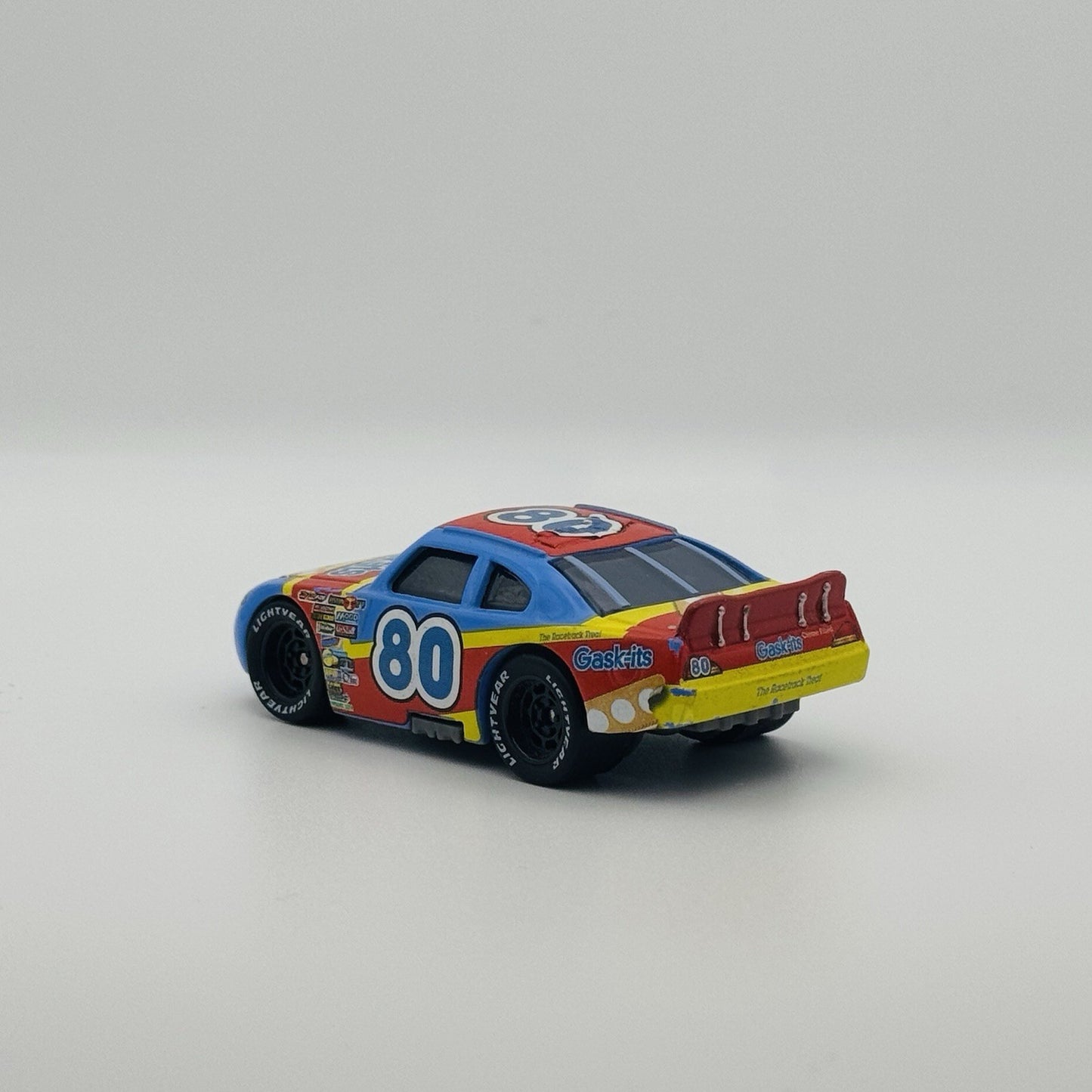 Disney Pixar Cars - GASK-ITS BLACK WHEELS RUBBER TIRES VARIANT 2010 *VERY RARE*