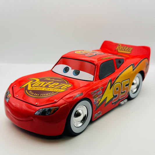 Disney Pixar Cars - JADA RUST-EZE WHITEWALLS LIGHTNING MCQUEEN - 1:24 Diecast