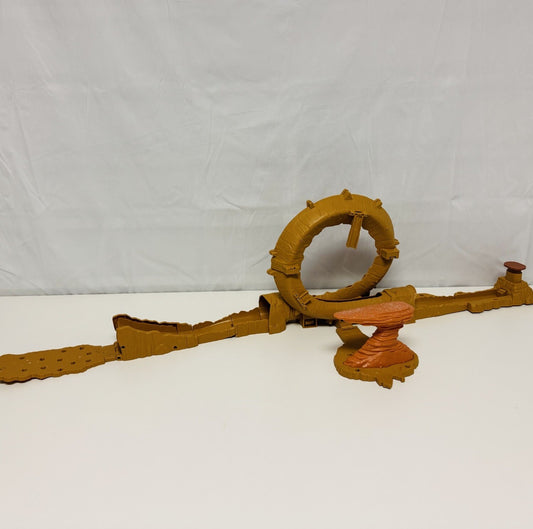Disney Pixar Cars 3 - WILLY’S BUTTE TRANSFORMING TRACK SET - 2017