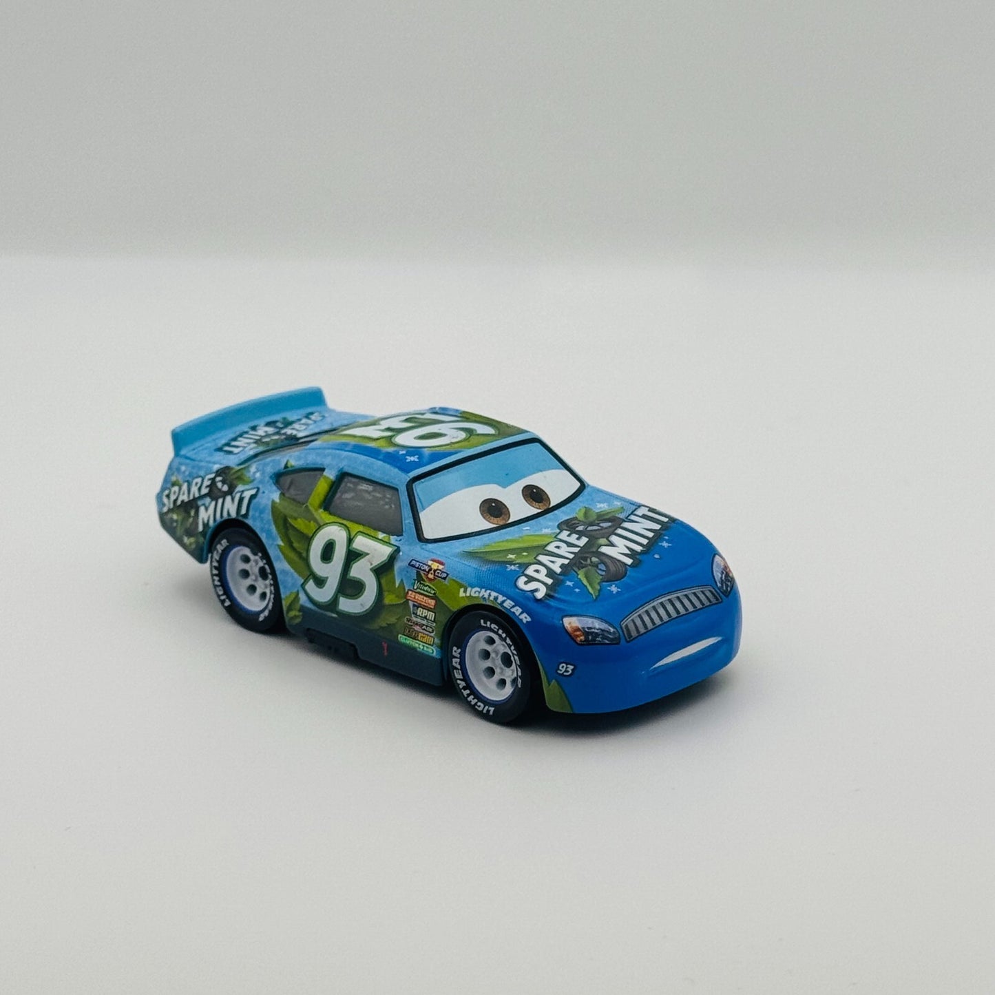 Disney Pixar Cars - ERNIE GEARSON SPARE O MINT Cars 3 2017 - 1:55 Diecast